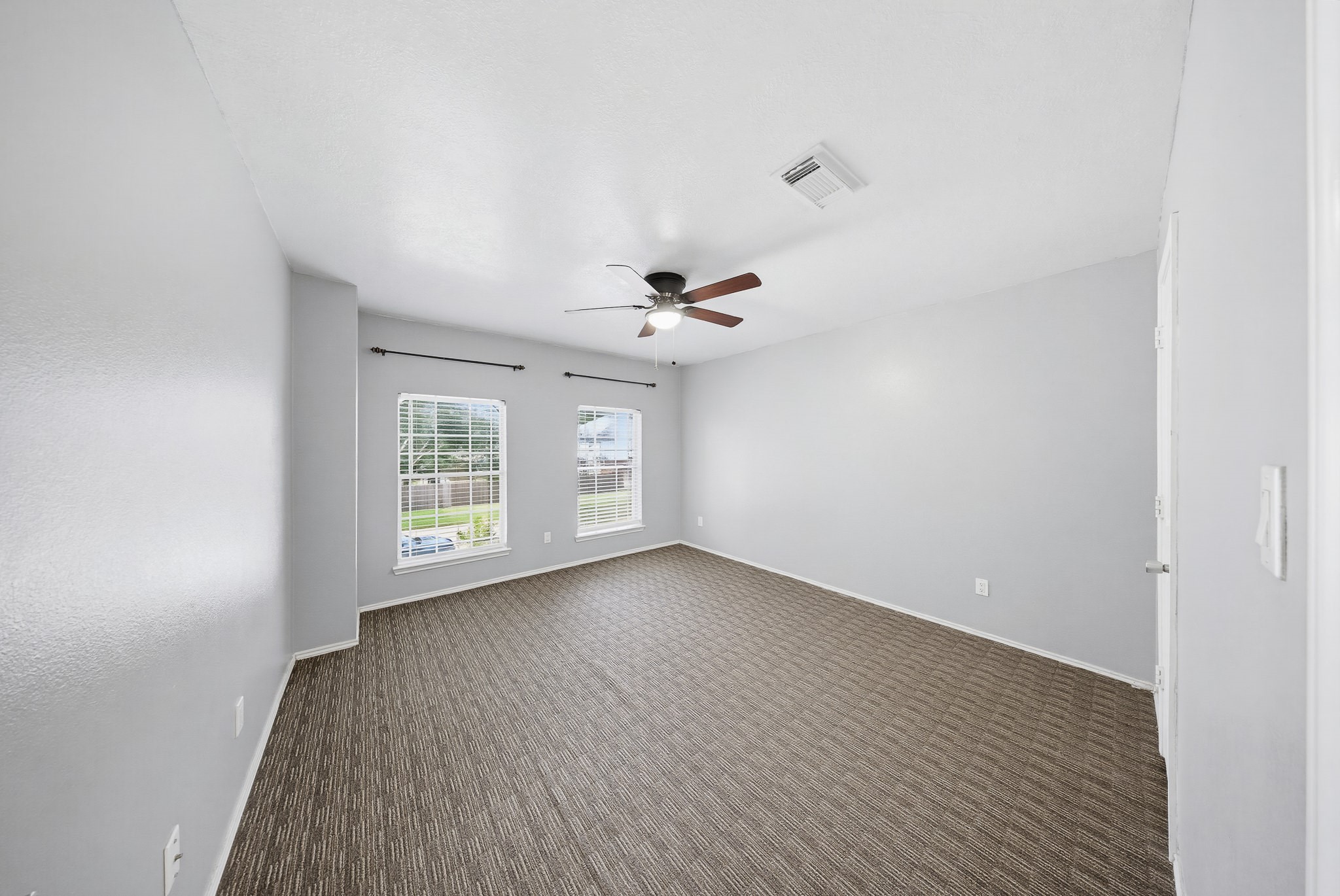 16130 Coleburn Drive Property Photo 24