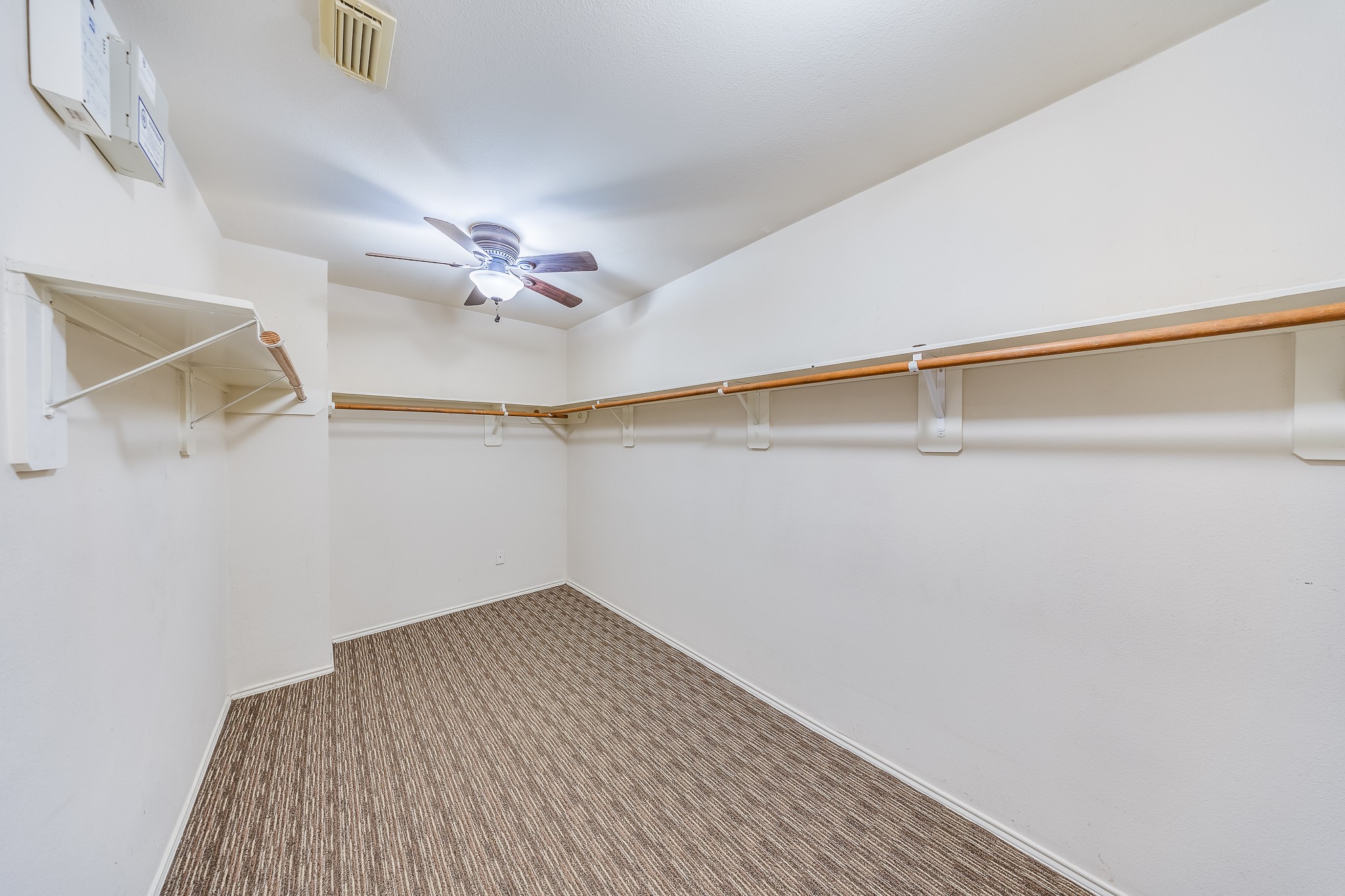 16130 Coleburn Drive Property Photo 33