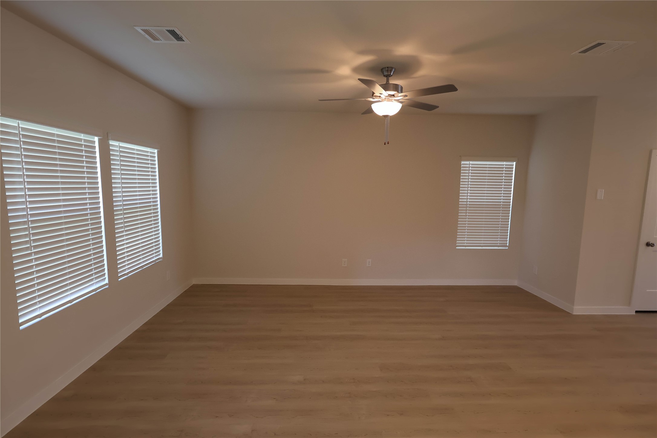 7739 Bergamot Circle Property Photo 6
