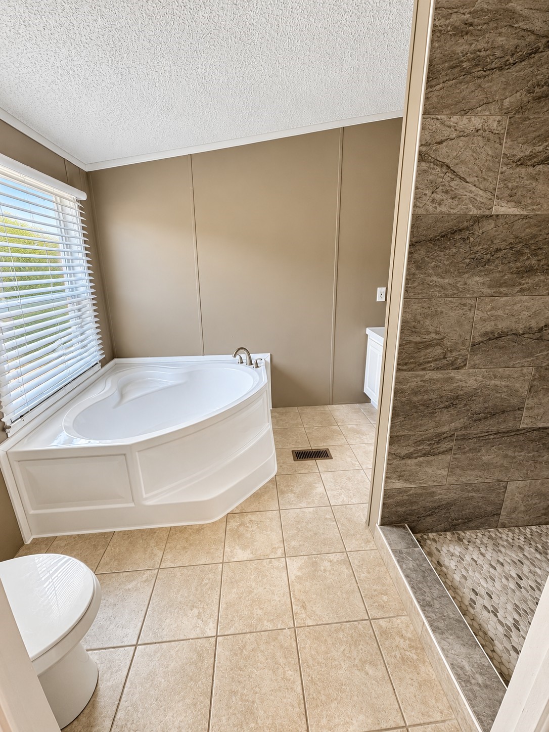 7914 Boars Head Pl Property Photo 11