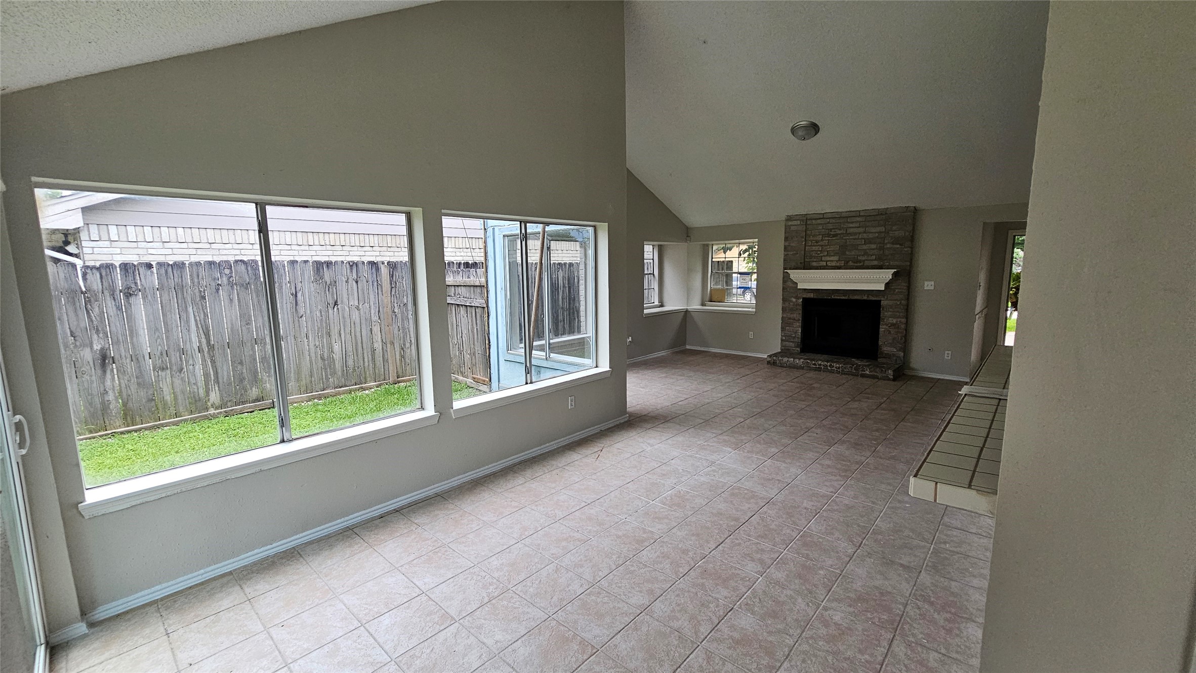 23827 Red Sky Drive Property Photo 2