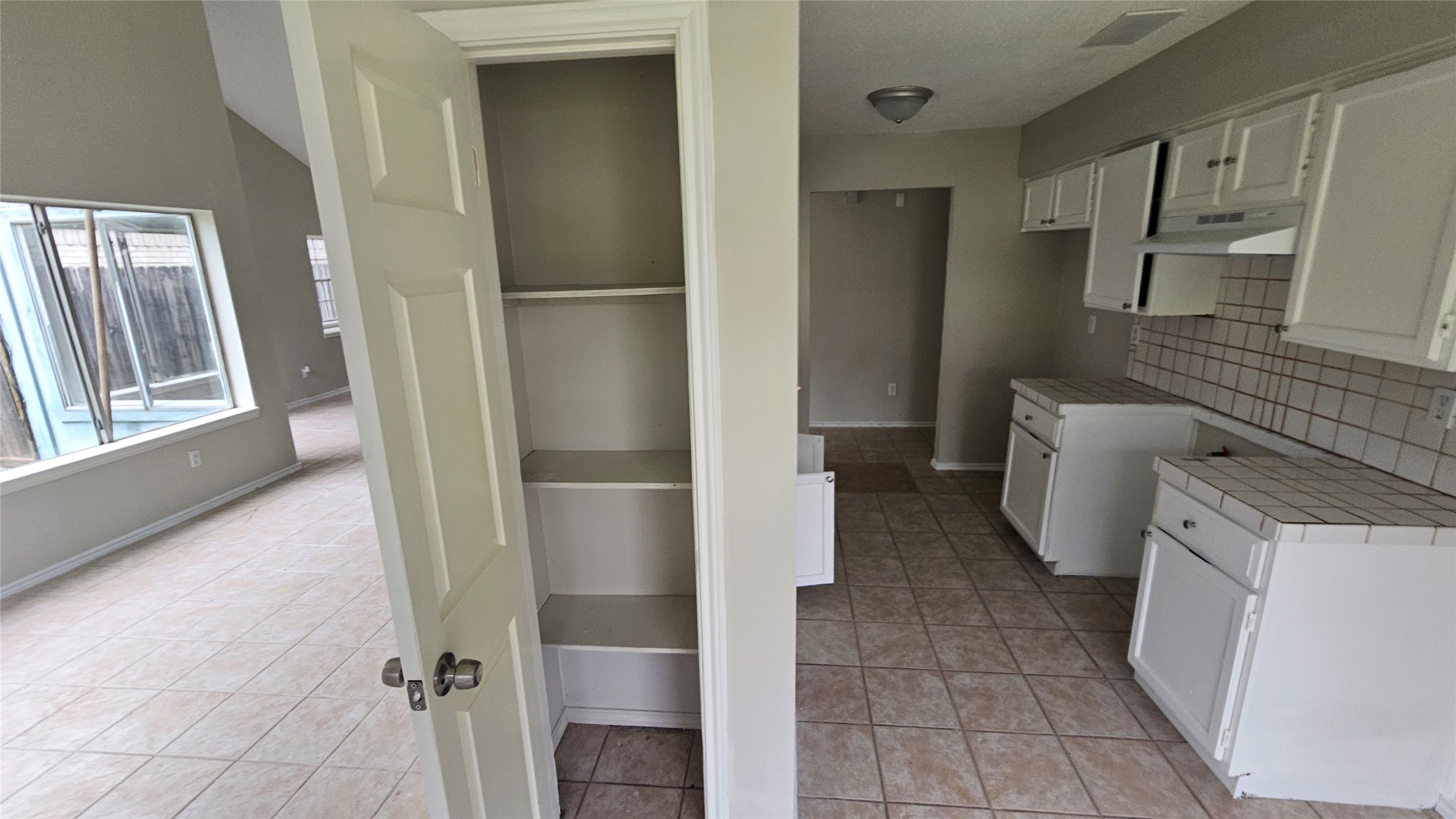 23827 Red Sky Drive Property Photo 8