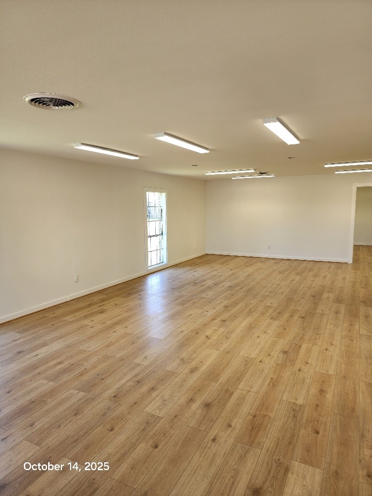 1301 N Avenue H Property Photo 9