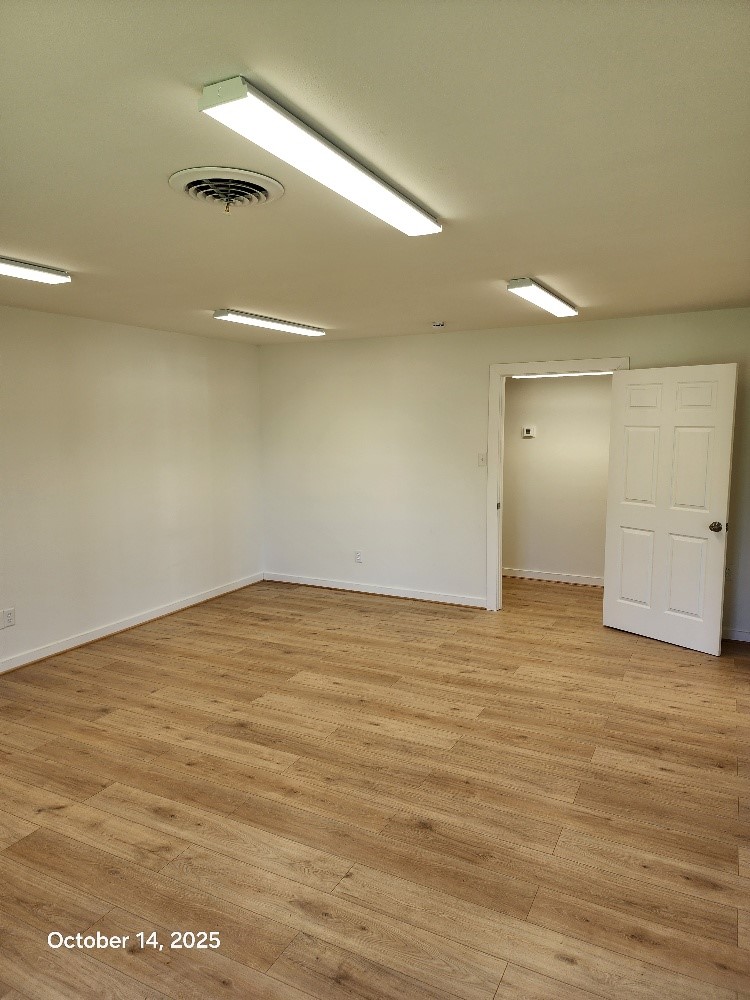1301 N Avenue H Property Photo 20