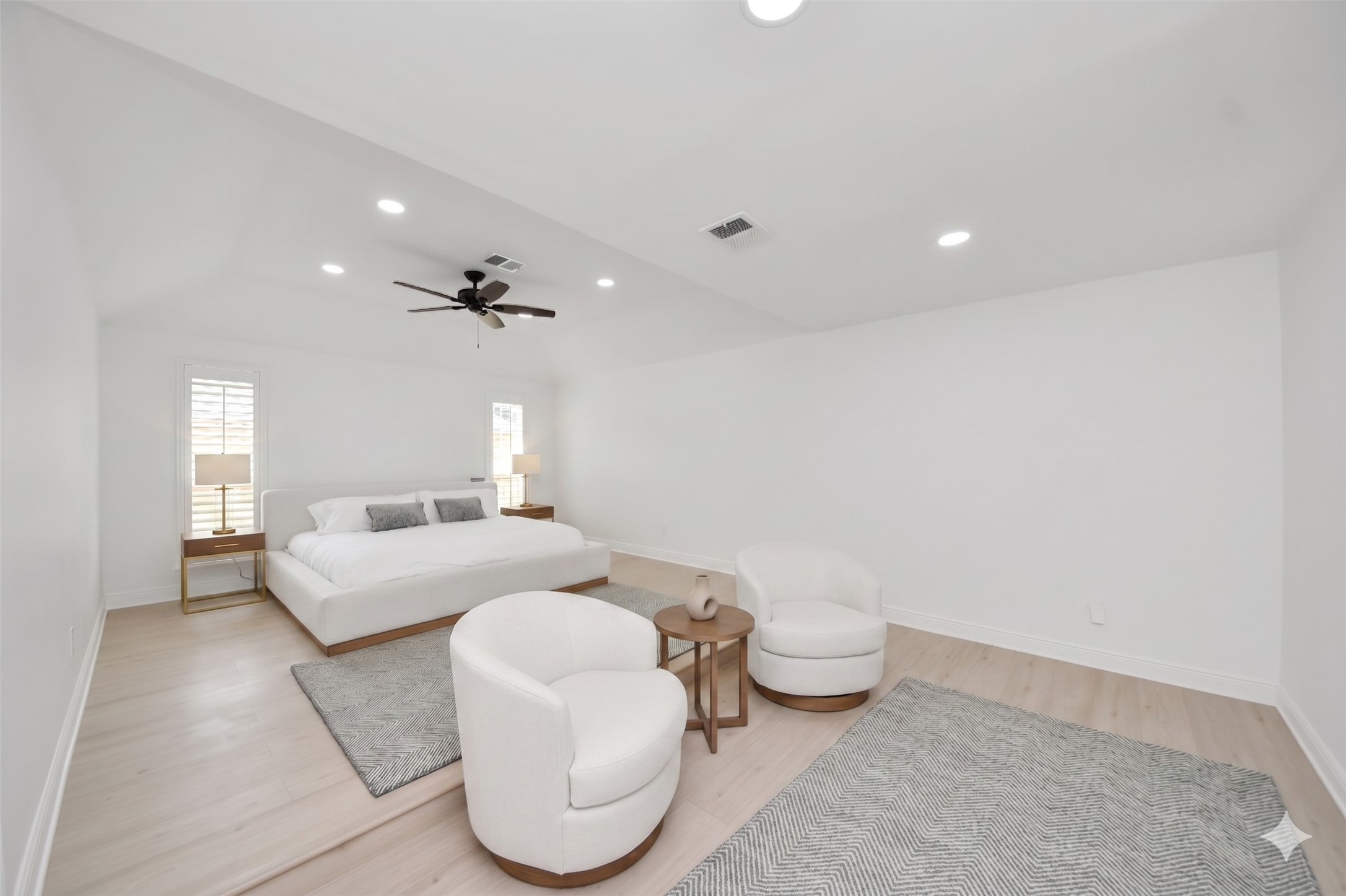 11906 Pebble Rock Drive Property Photo 11