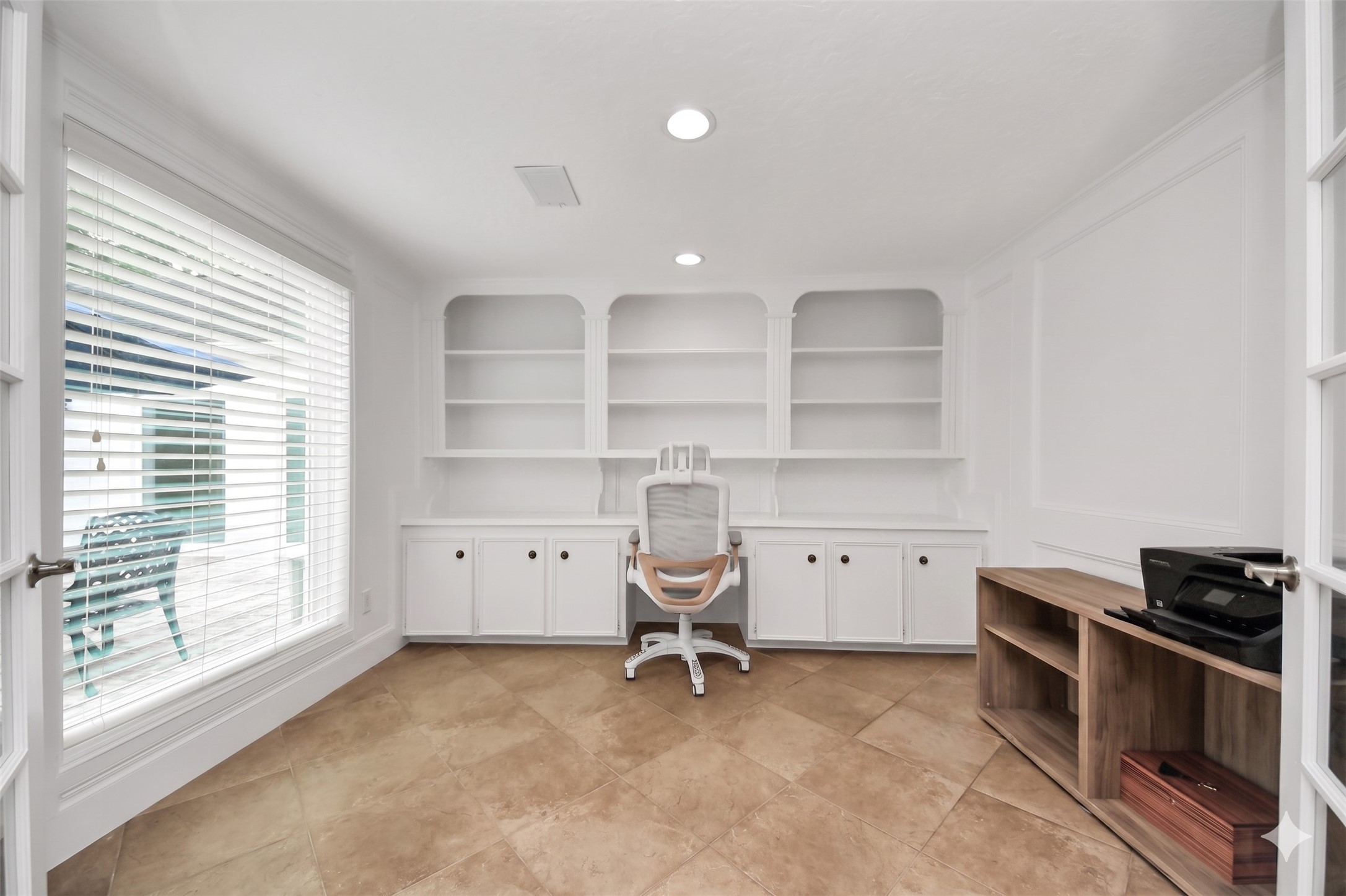 11906 Pebble Rock Drive Property Photo 20