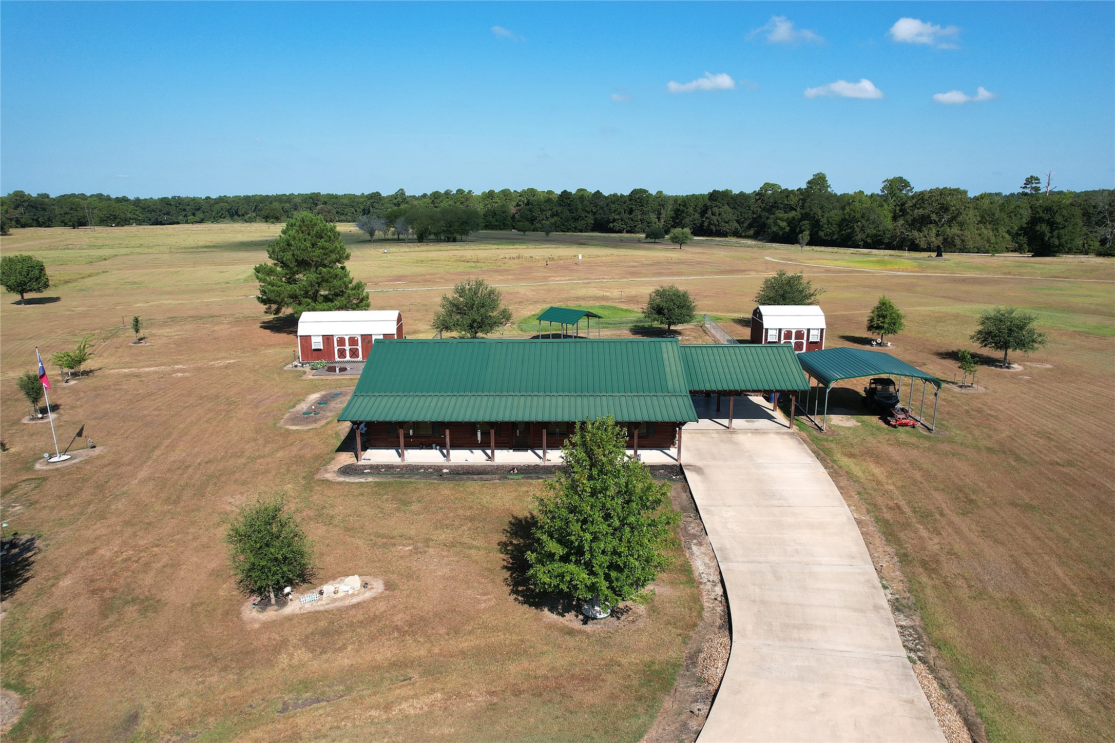 130 Raleigh Circle Property Photo 1