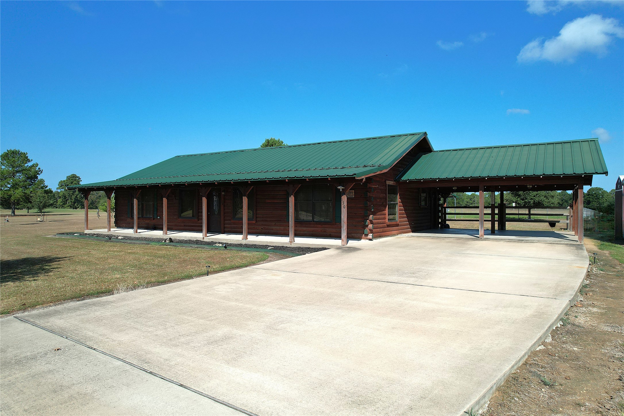 130 Raleigh Circle Property Photo 3