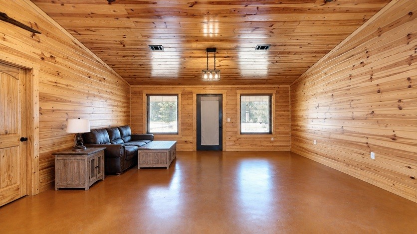 130 Raleigh Circle Property Photo 4