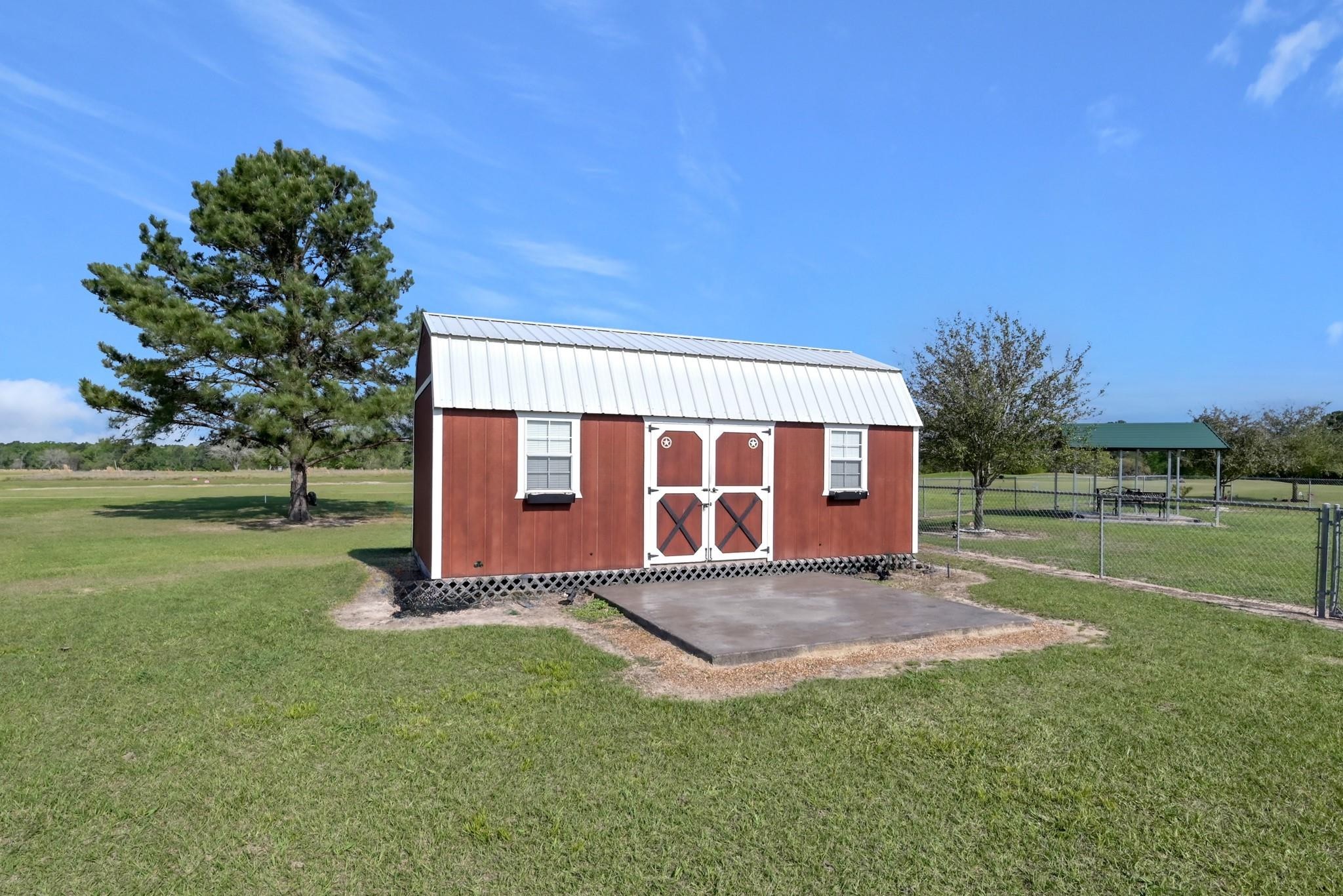 130 Raleigh Circle Property Photo 22