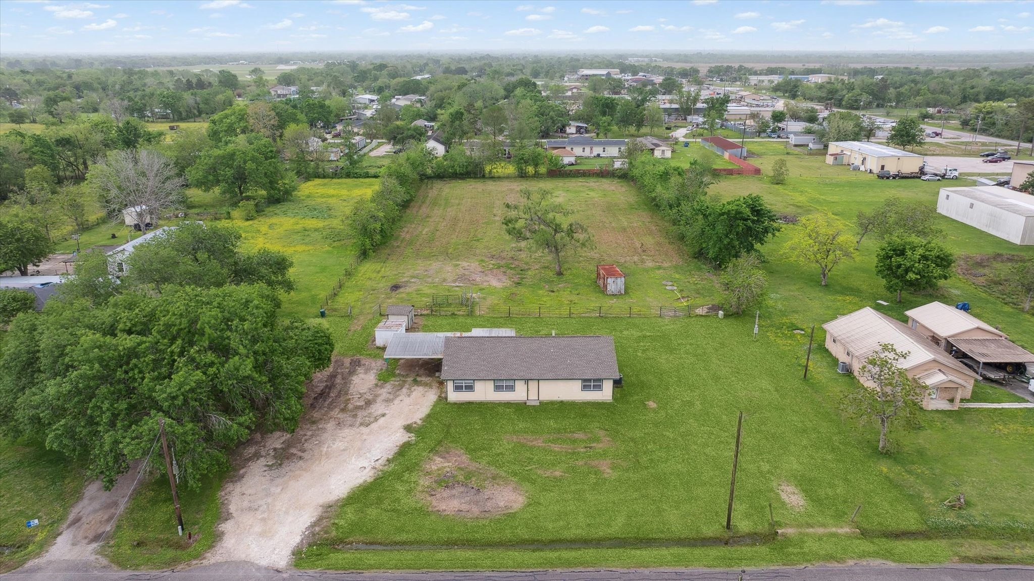 7526 Cr 112 Property Photo 1