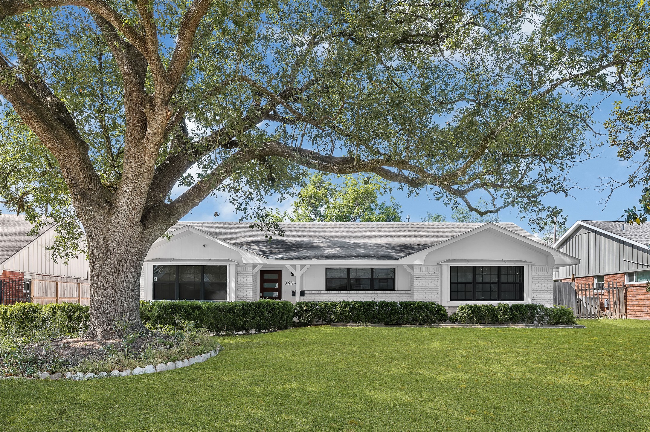 5604 Flack Property Photo 1