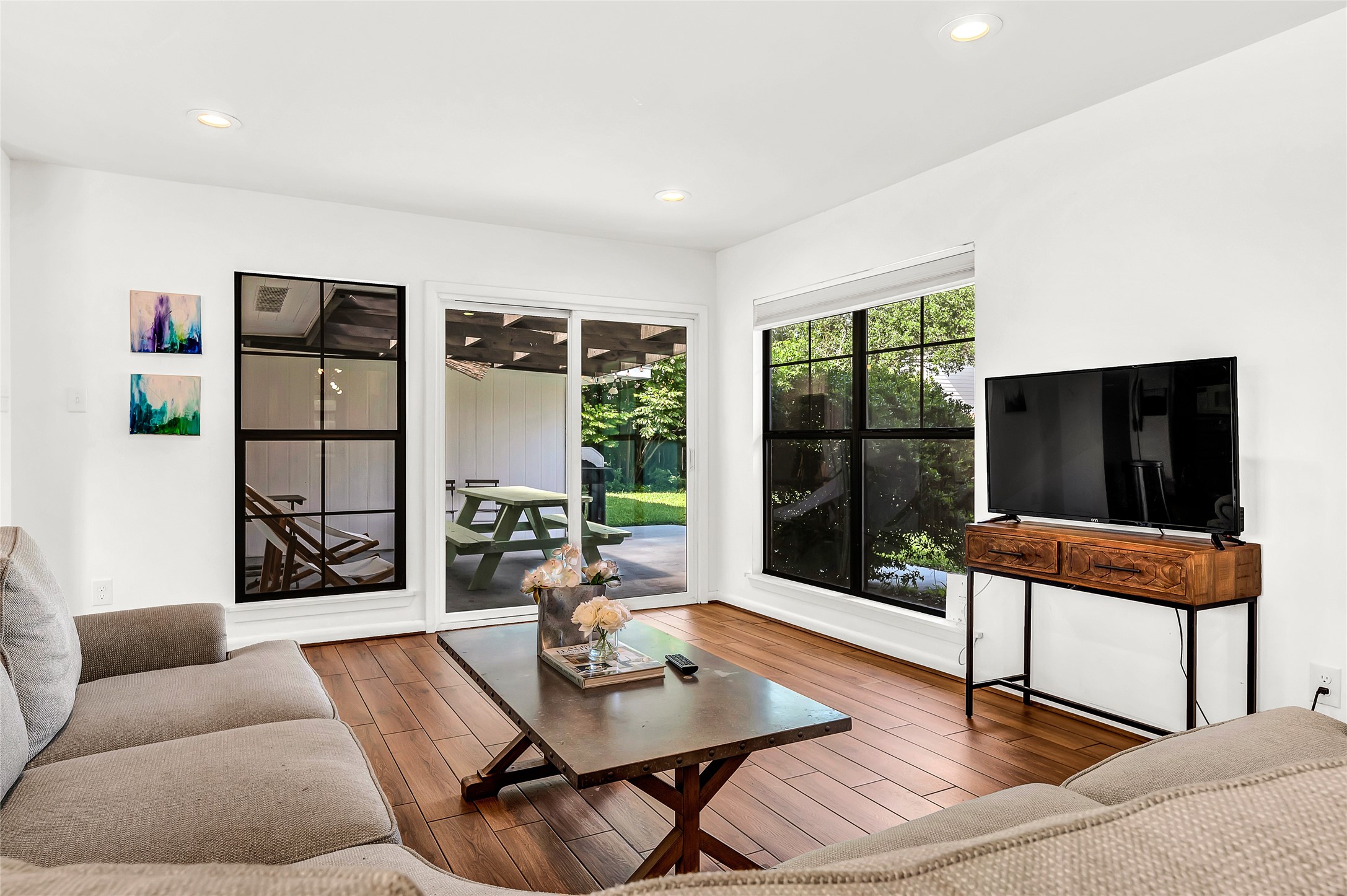 5604 Flack Property Photo 7