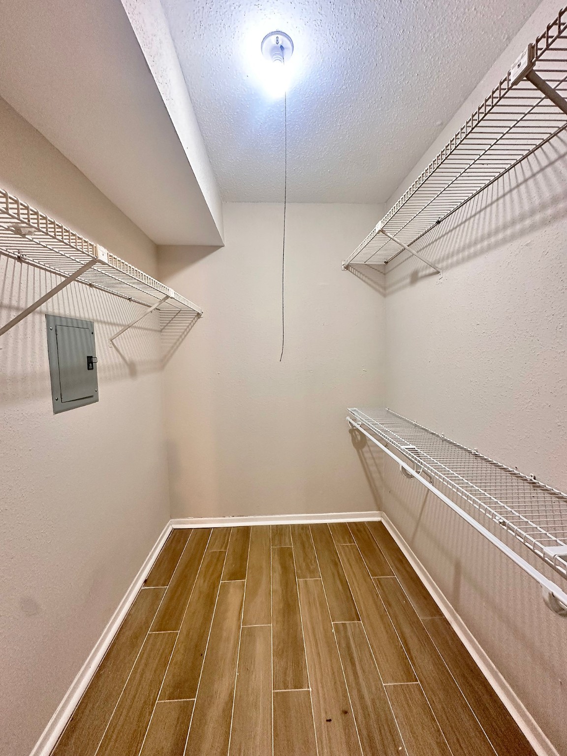 9350 Country Creek Drive 24 Property Photo 6