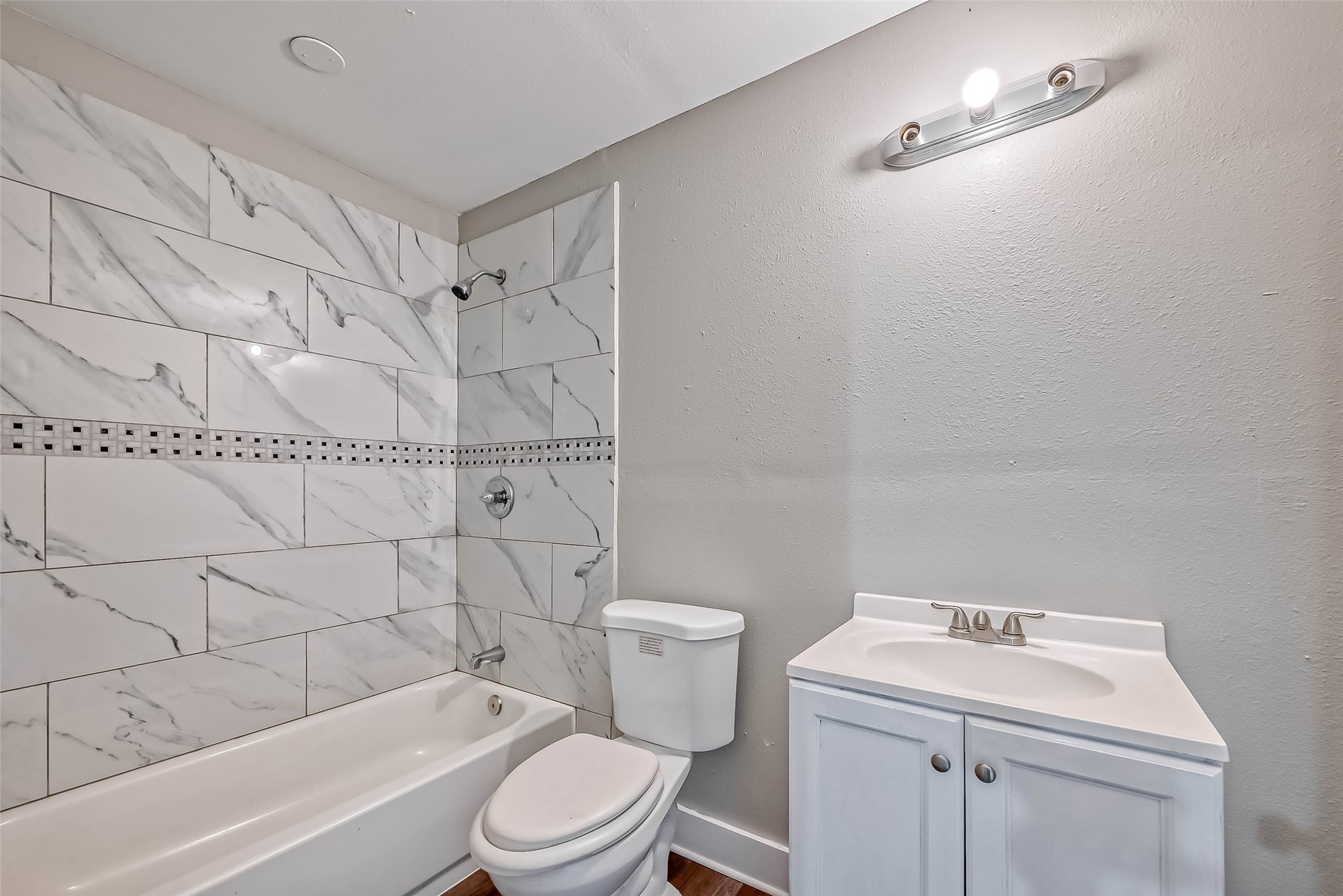 5606 Elm Springs Drive Property Photo 12