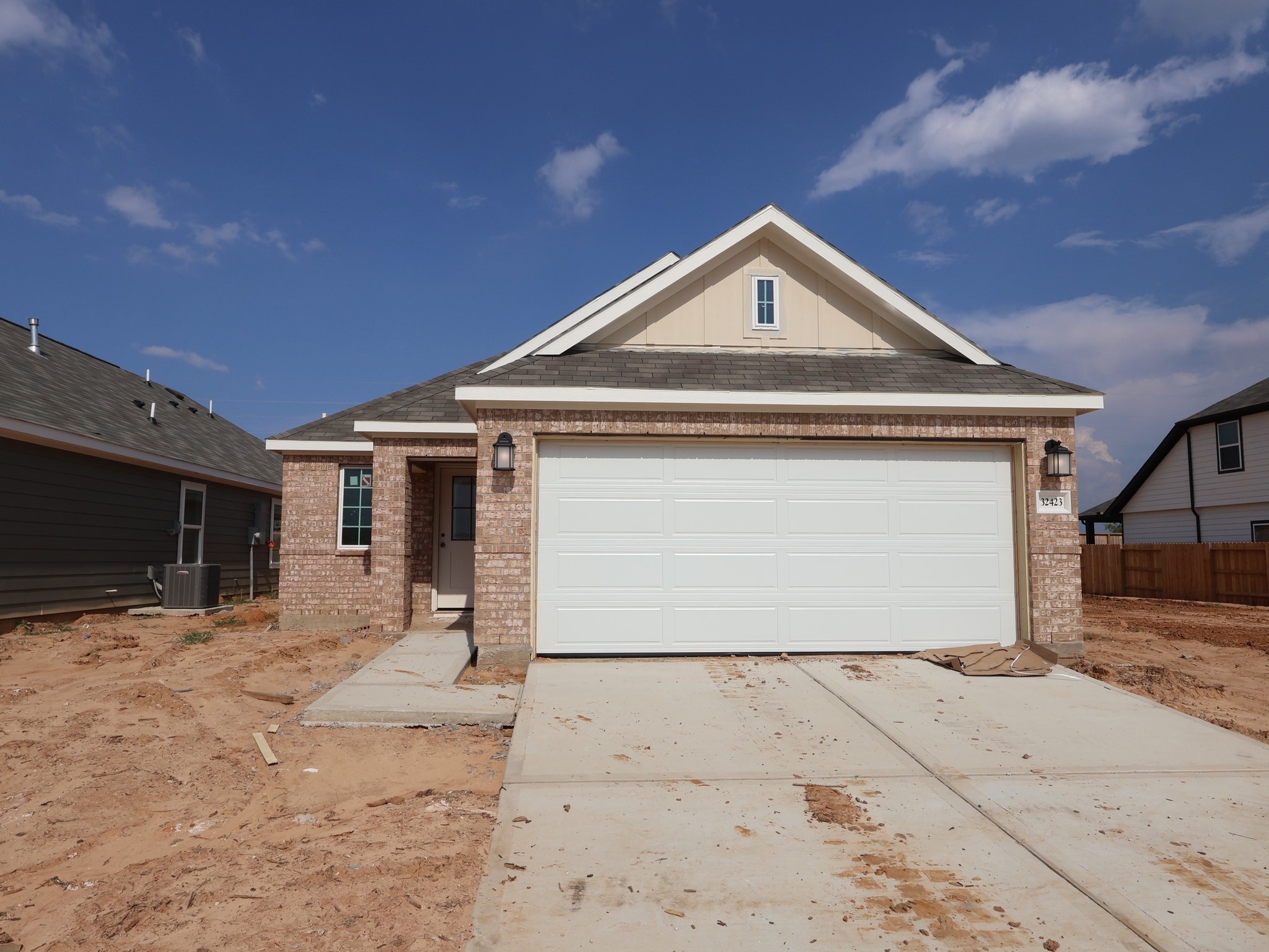 32423 Sunbeam Drive Property Photo 1