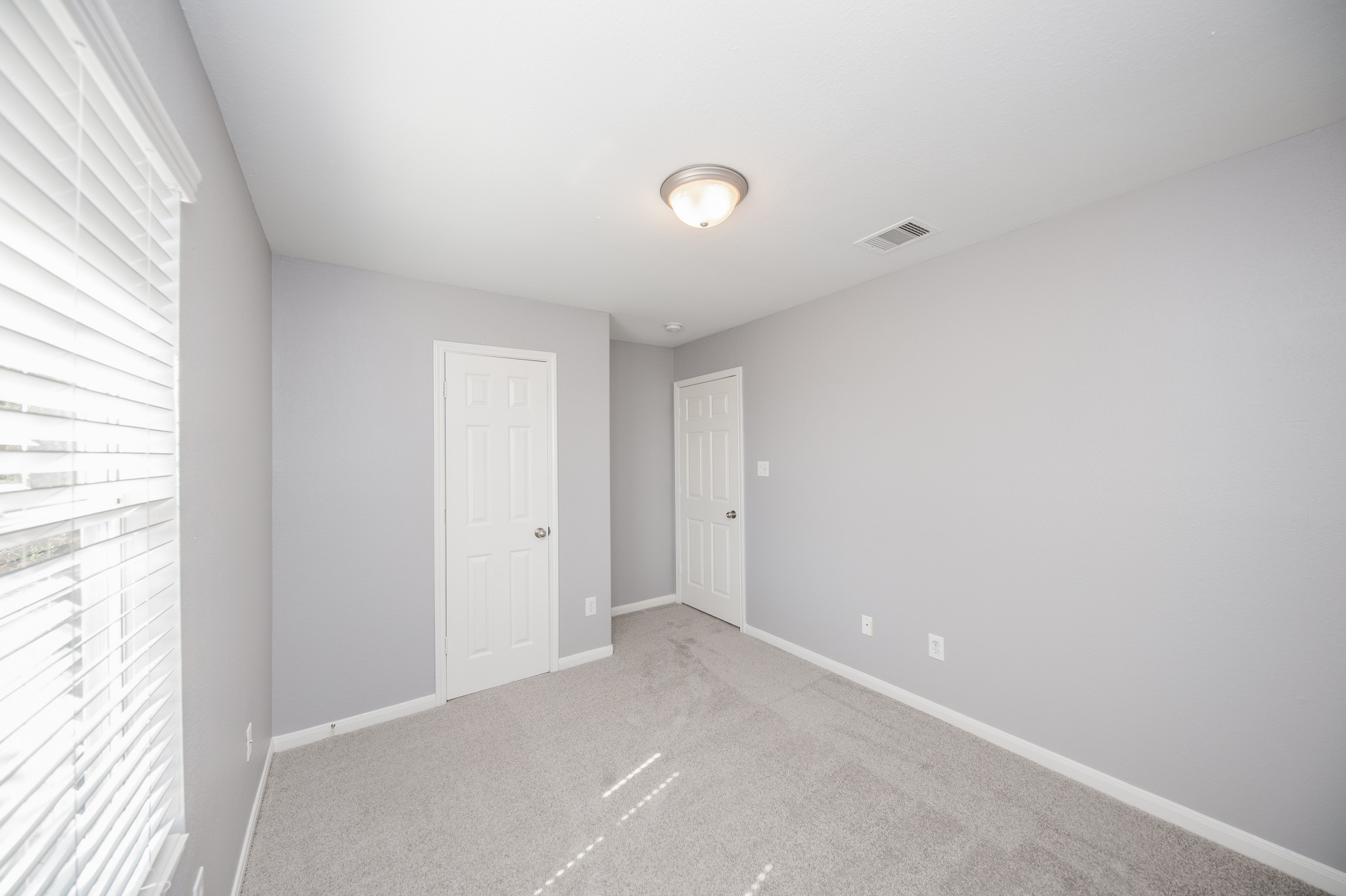 1631 Dove Run Property Photo 24