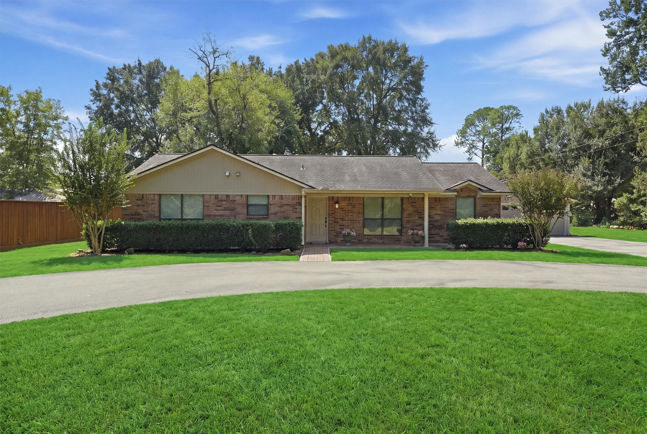7321 Root Road Property Photo 3