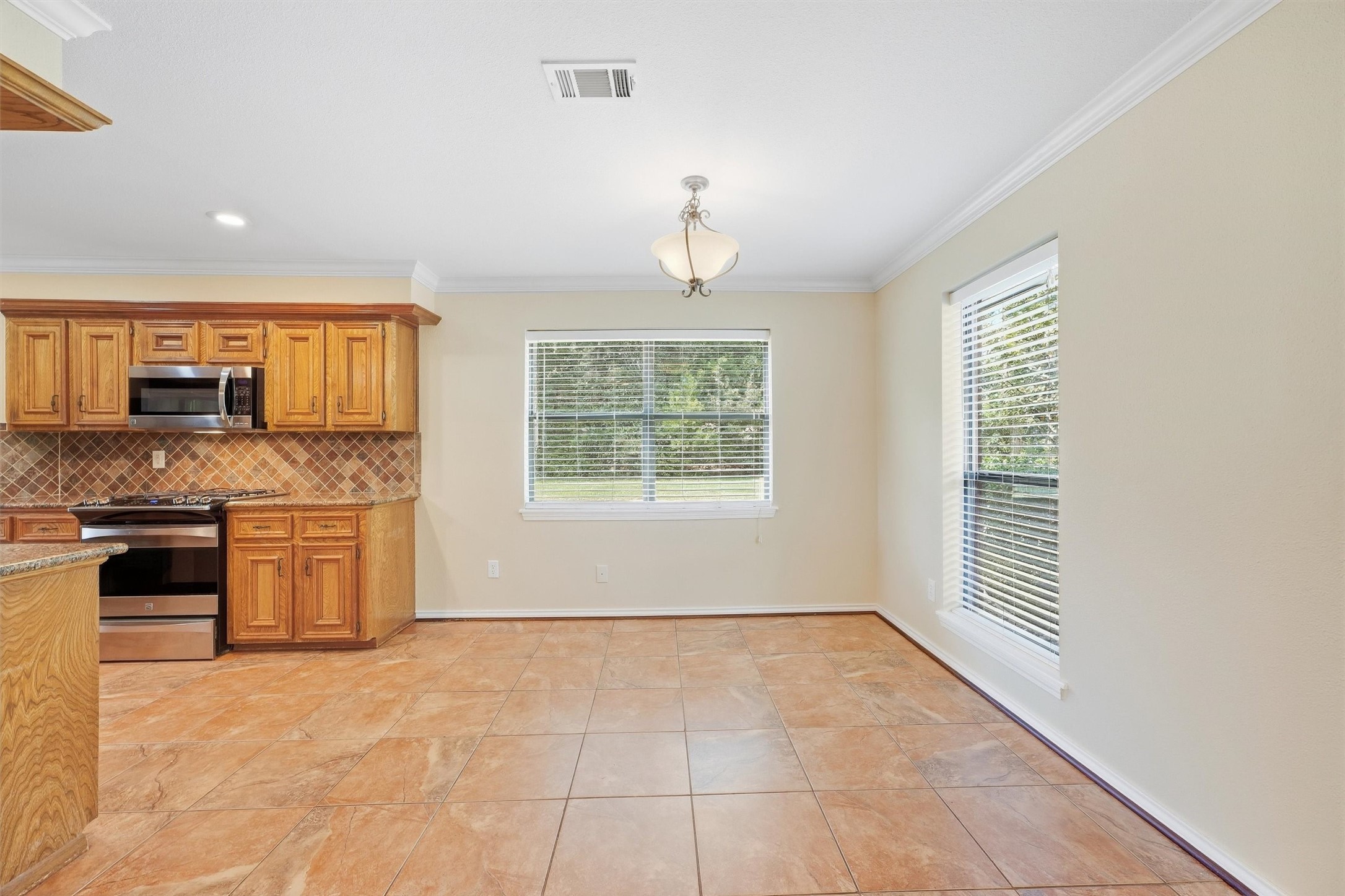 7321 Root Road Property Photo 15