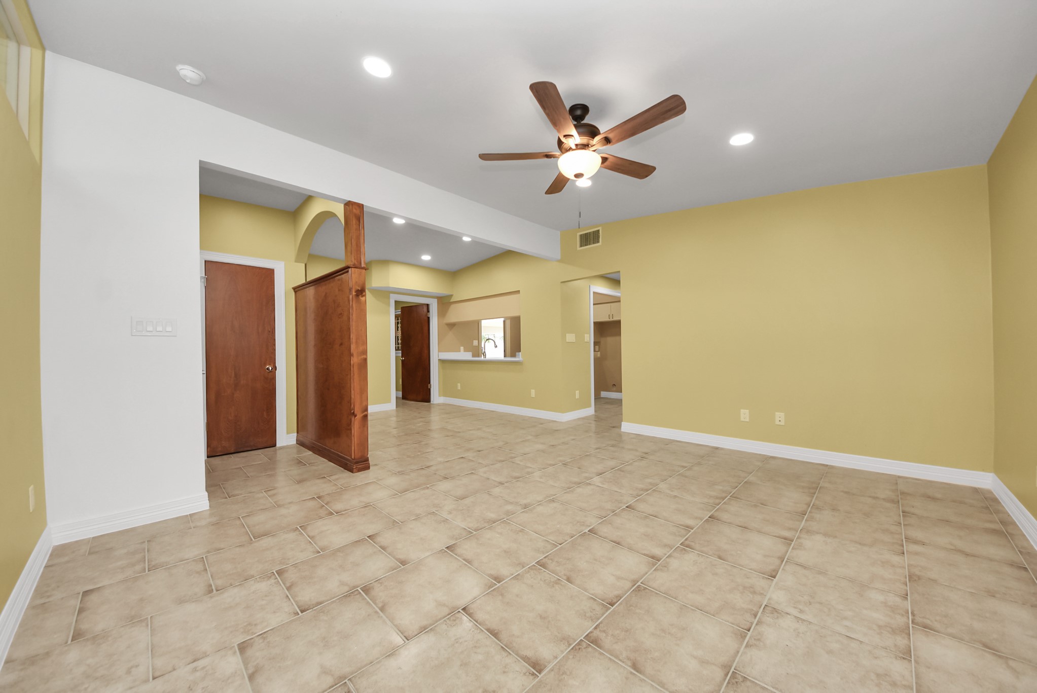 5326 Heatherbrook Drive Property Photo 8