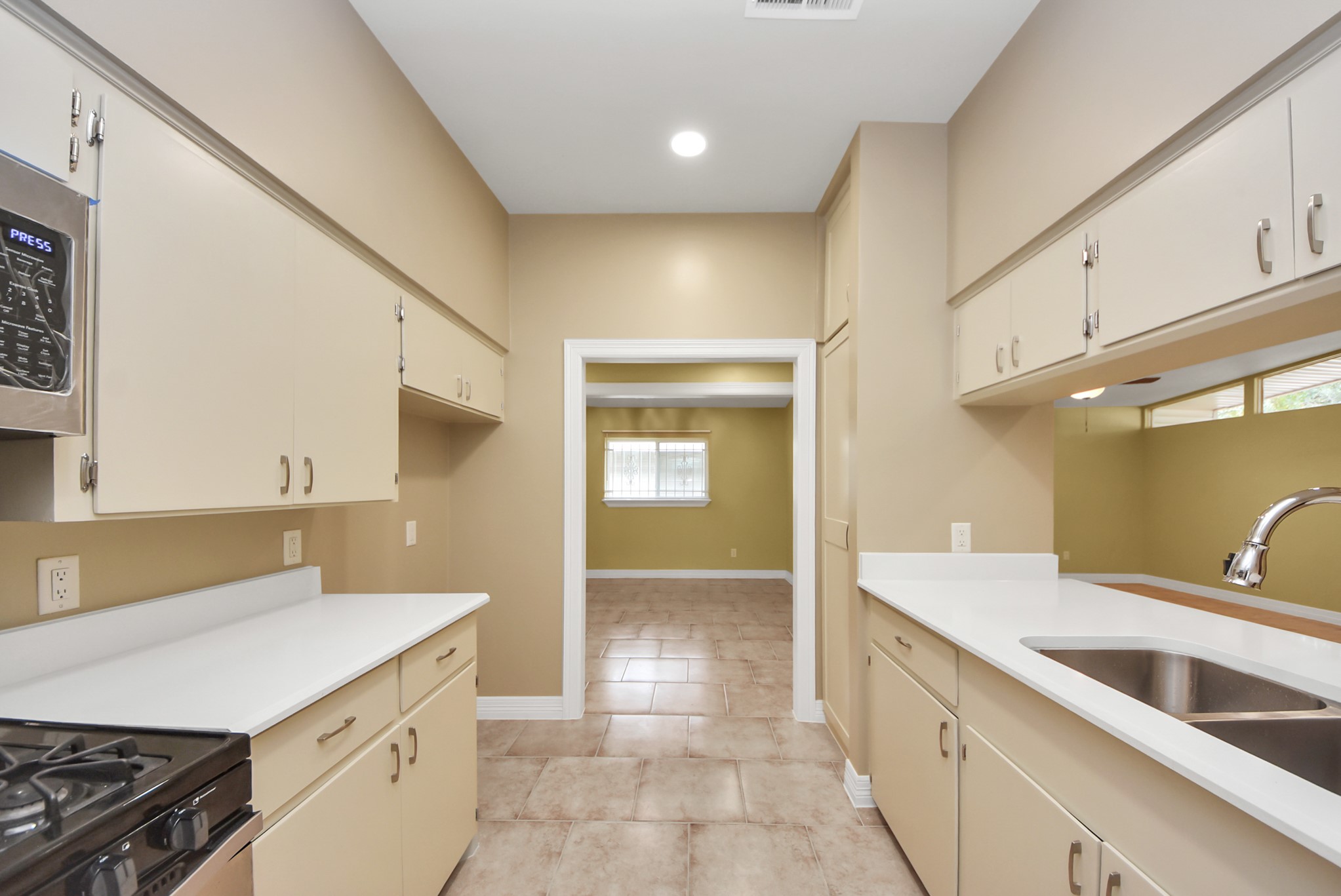 5326 Heatherbrook Drive Property Photo 18