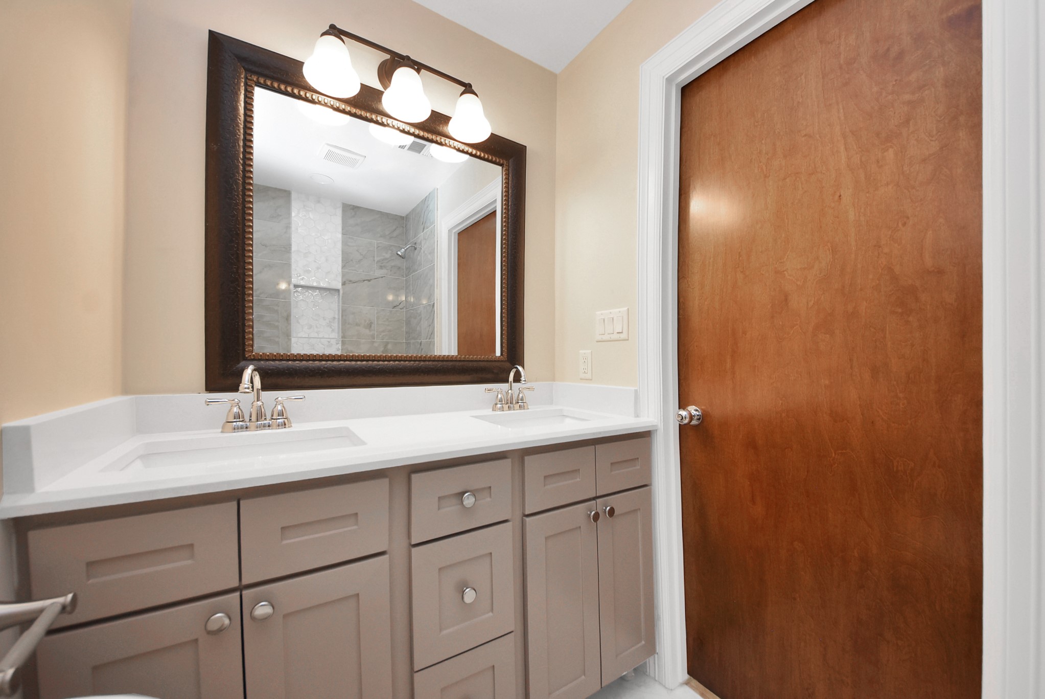 5326 Heatherbrook Drive Property Photo 32