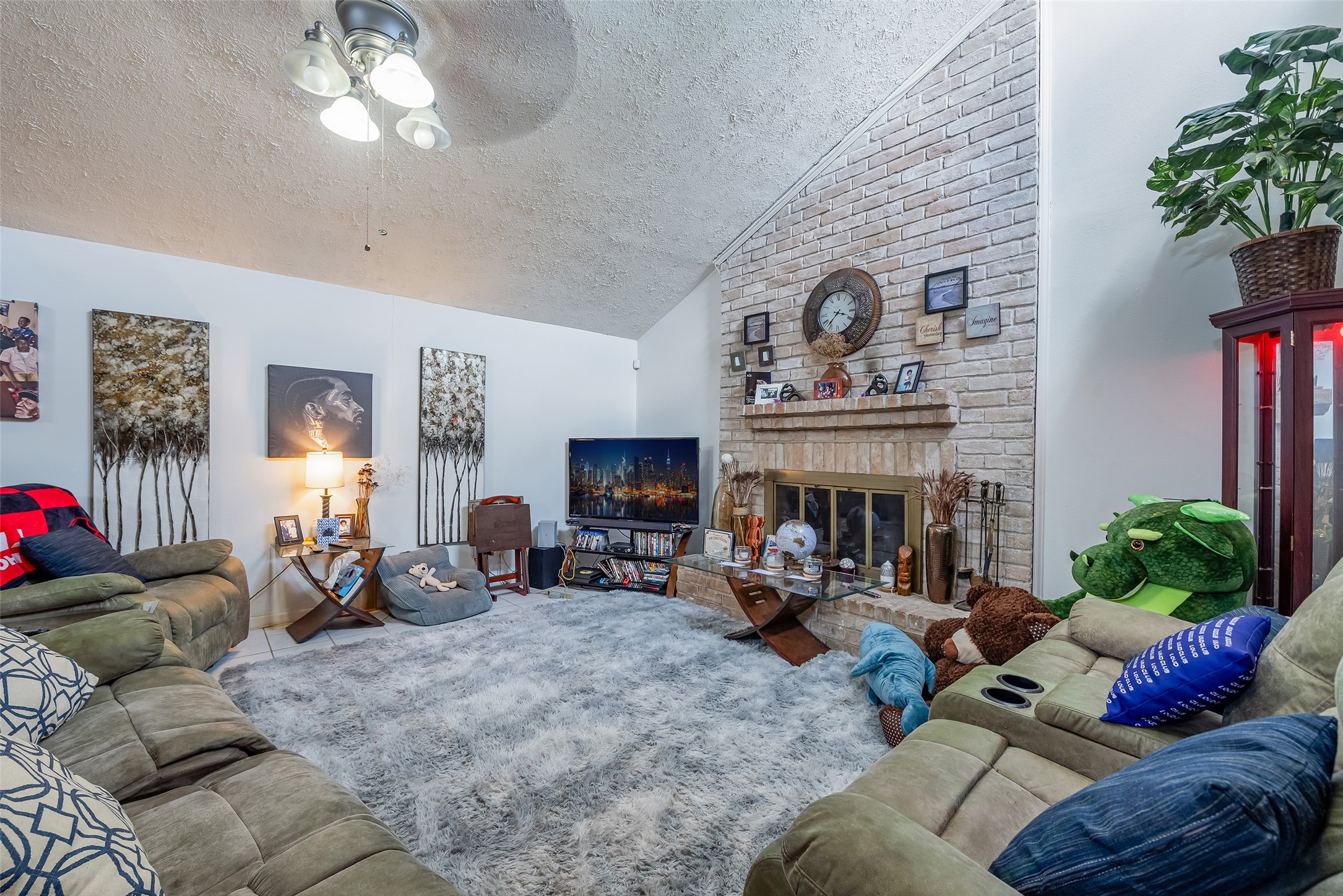 10827 Braes Forest Drive Property Photo 4