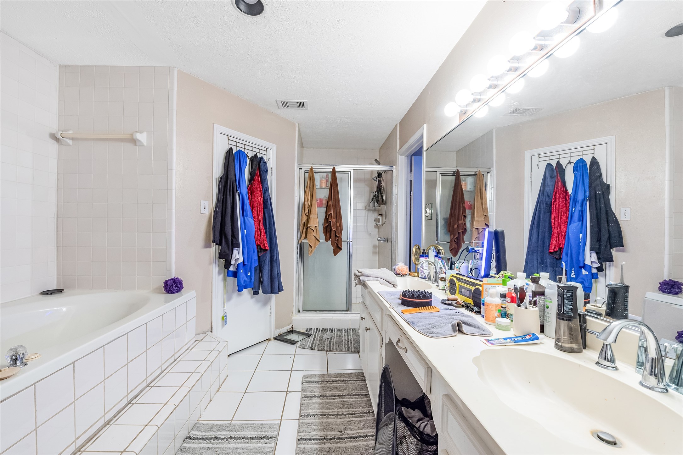 10827 Braes Forest Drive Property Photo 15