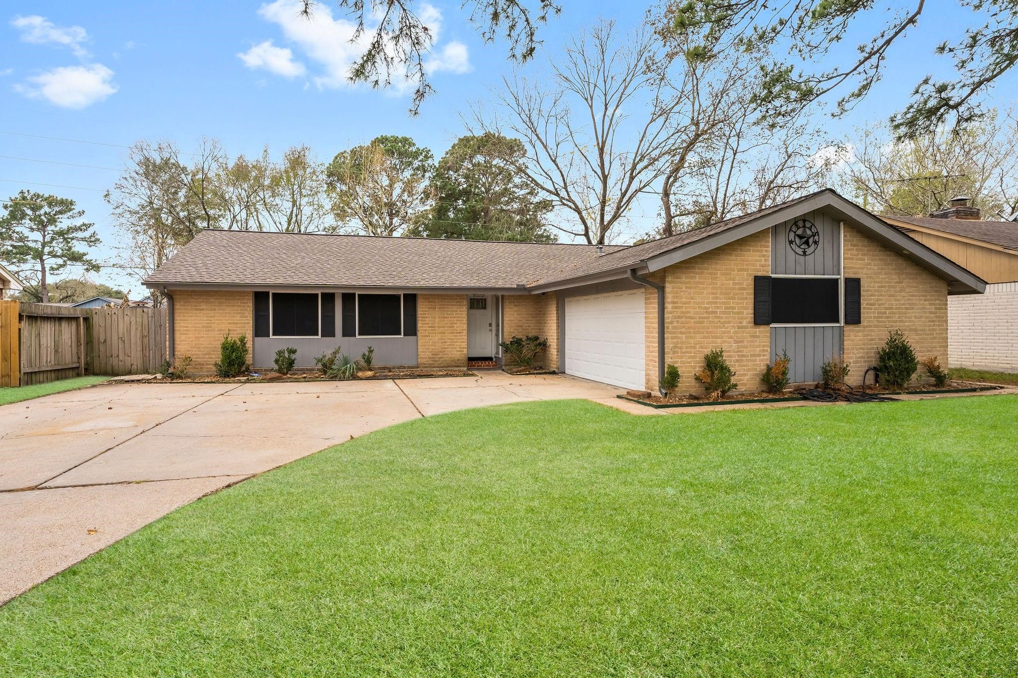 23135 Birnam Wood Boulevard Property Photo 1