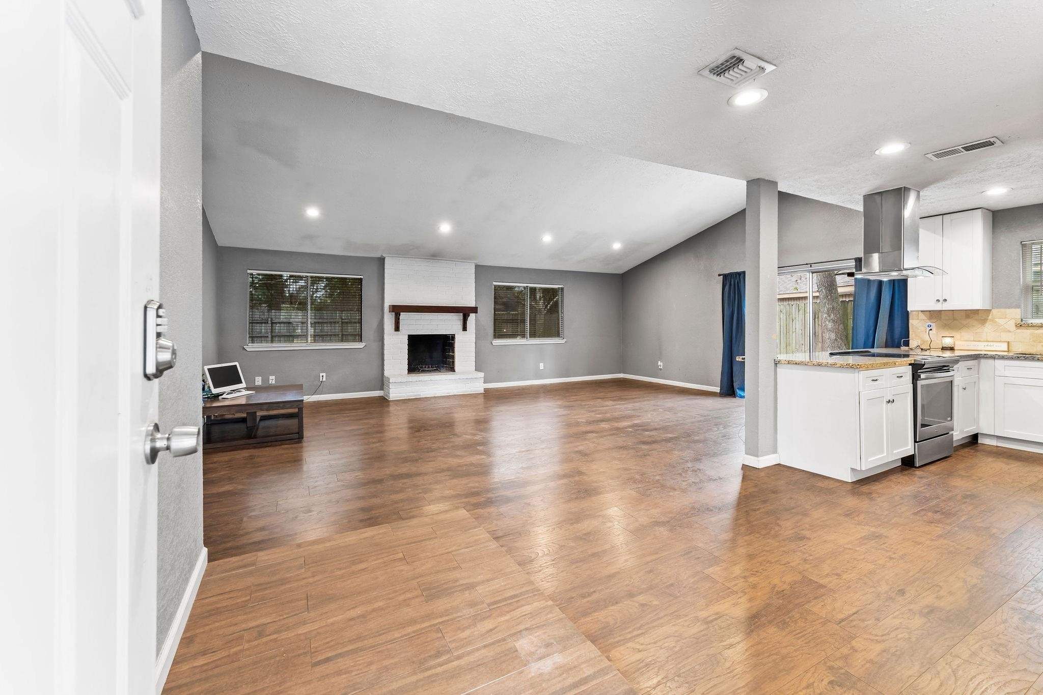 23135 Birnam Wood Boulevard Property Photo 2