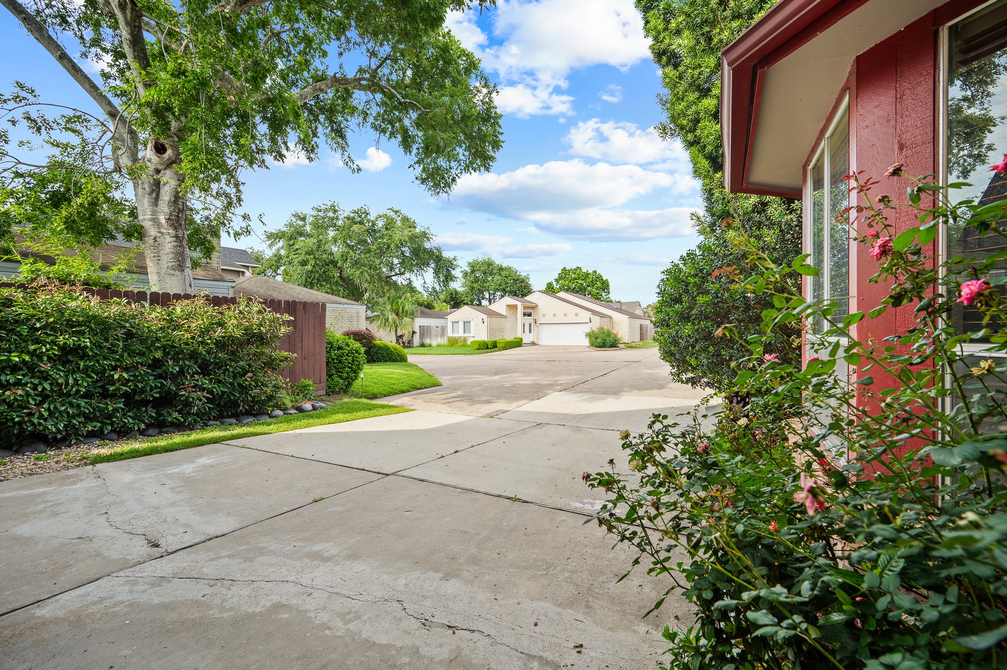 12800 Briar Forest Drive 106 Property Photo 3