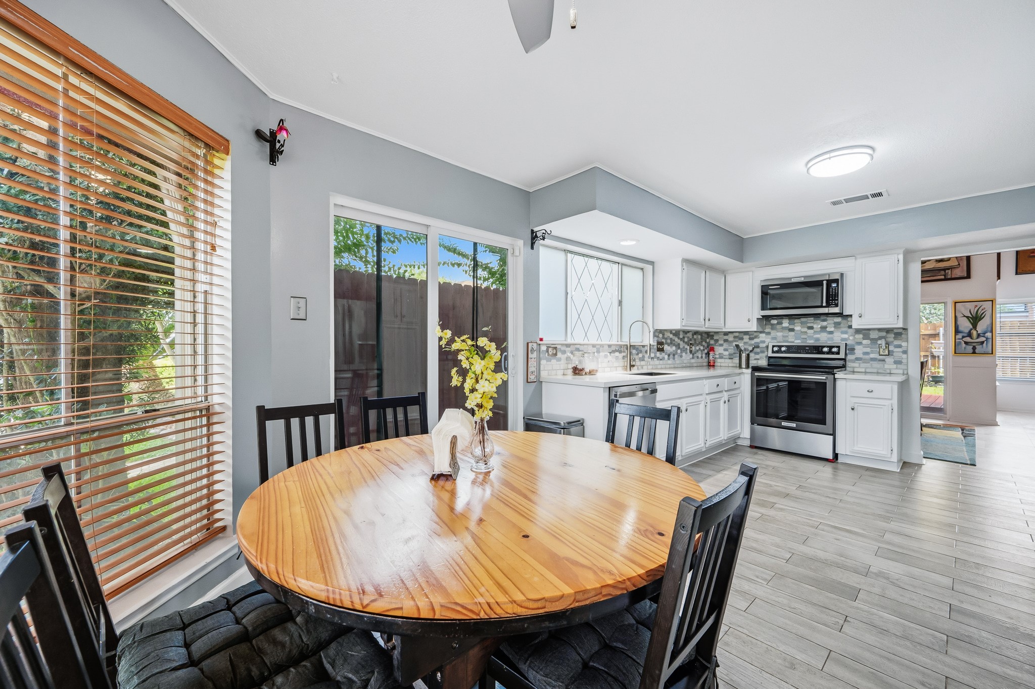 12800 Briar Forest Drive 106 Property Photo 15