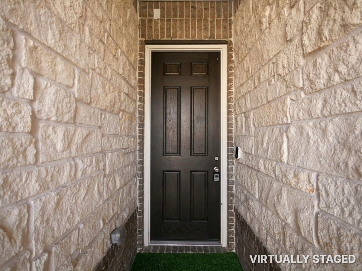 14615 Cypress Creek Landing Drive Property Photo 4