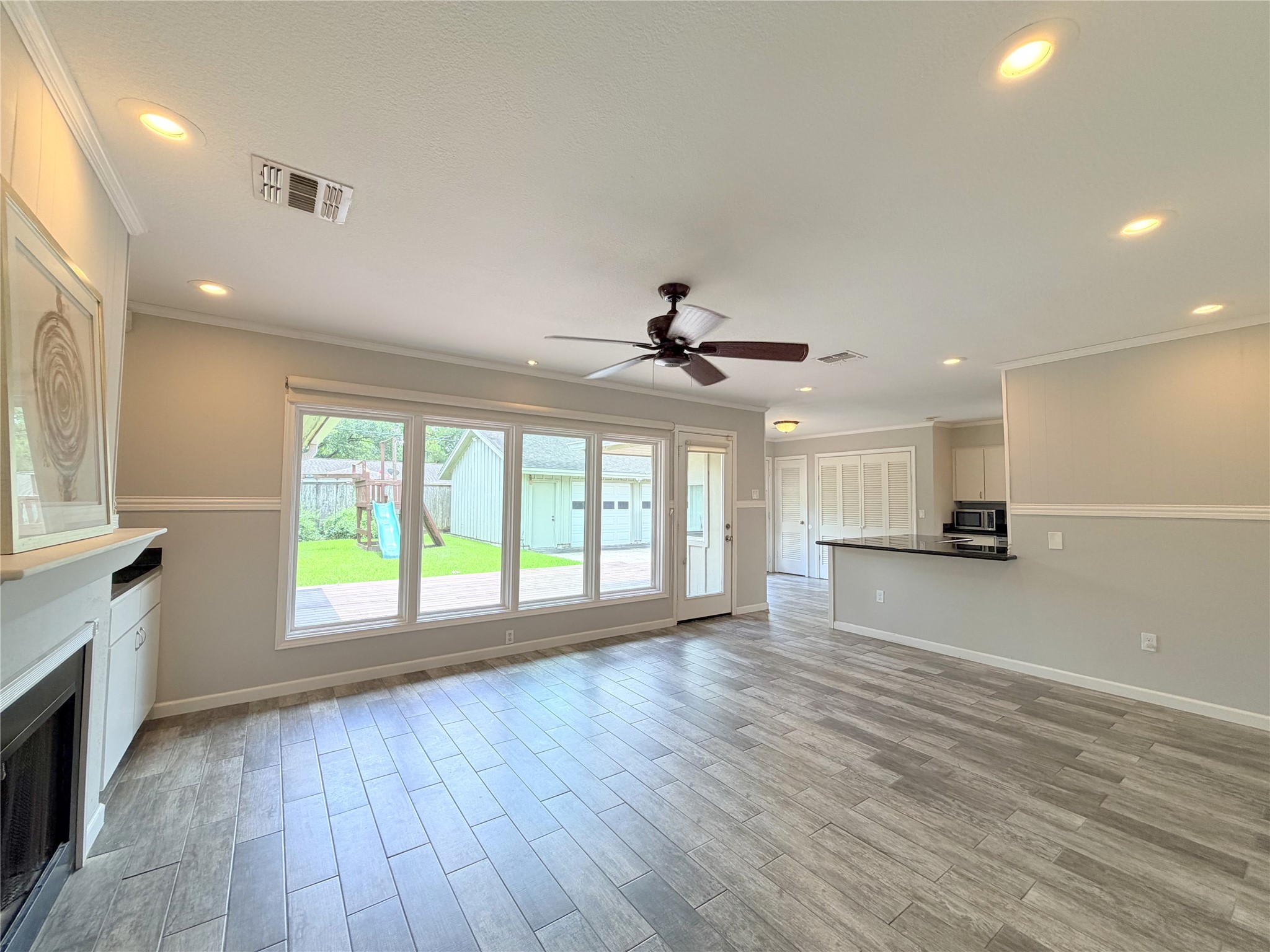 5019 Yarwell Drive Property Photo 8