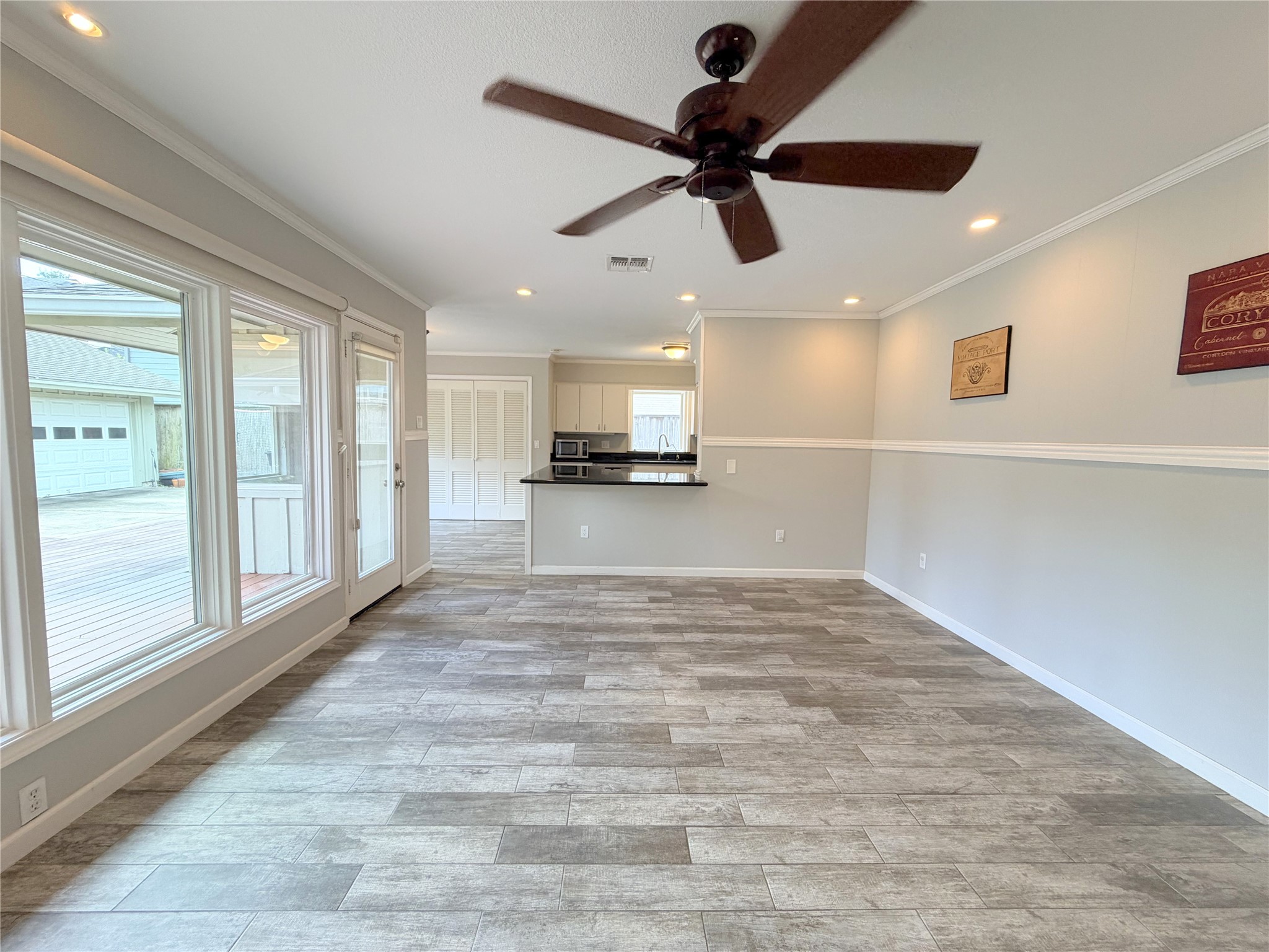 5019 Yarwell Drive Property Photo 12