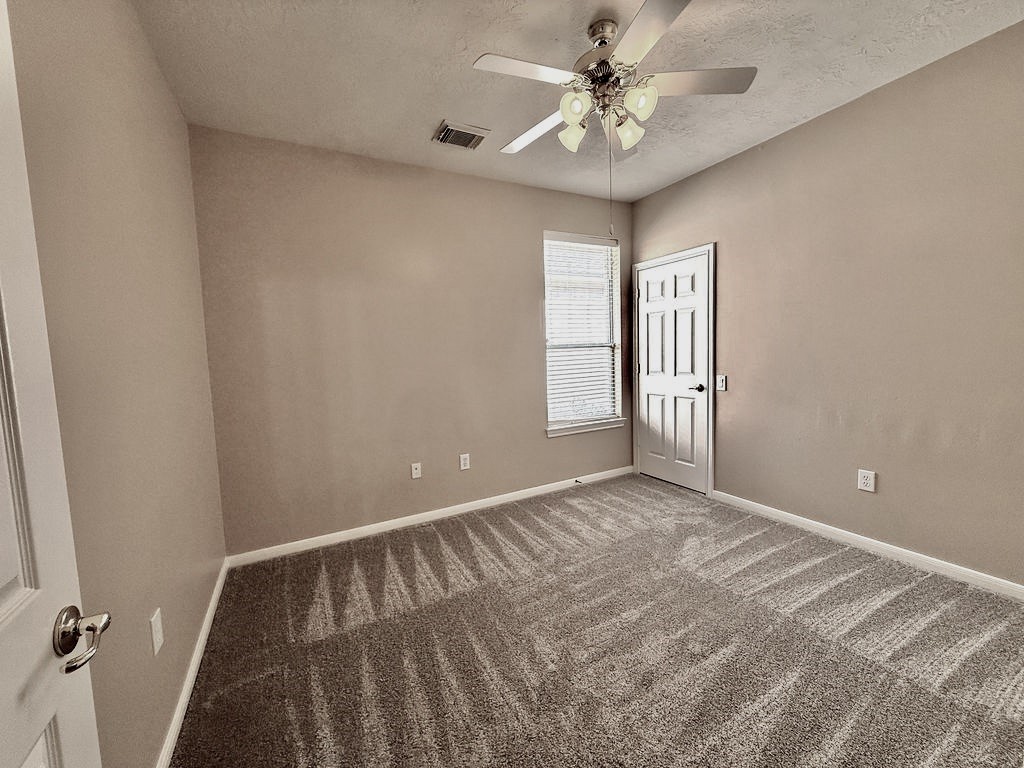 90 Country Gate Property Photo 32
