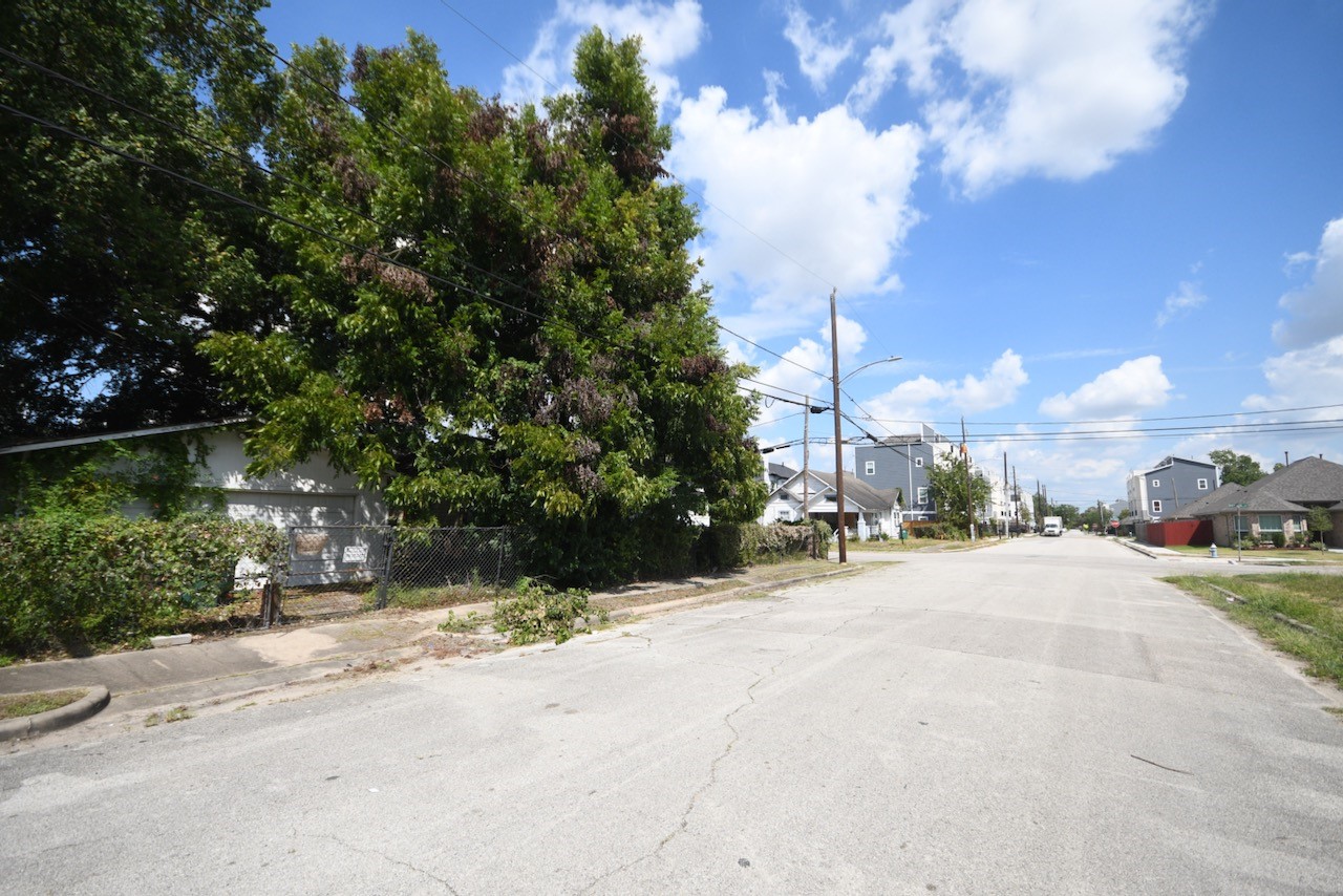 3036 Dennis Street Property Photo 15