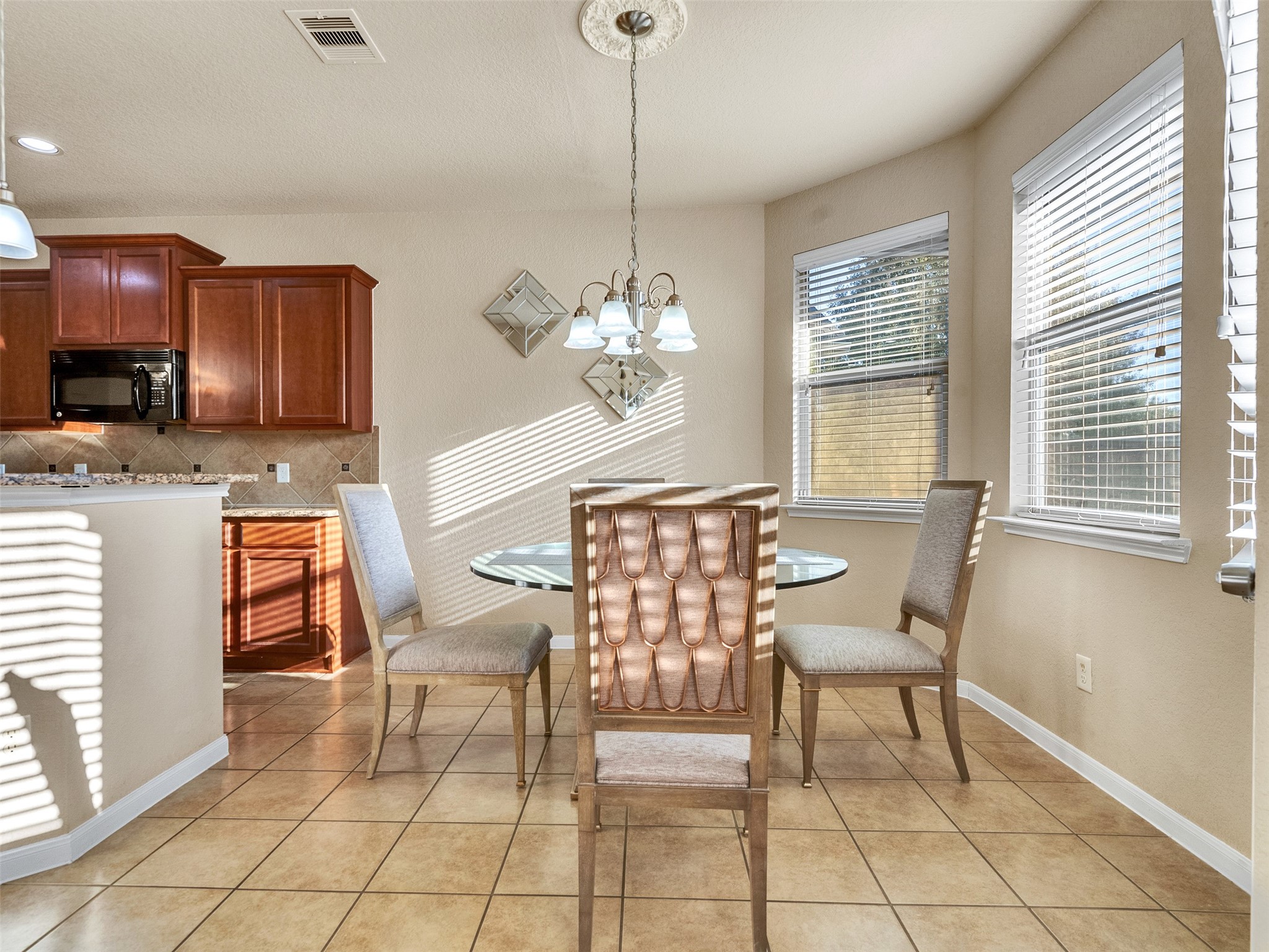 522 Summer Mist Lane Property Photo 14