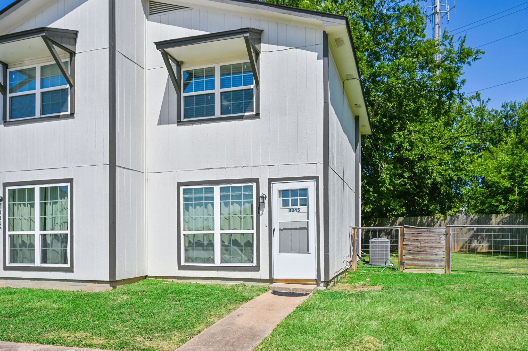 3345 Lodgepole Circle Property Photo 1