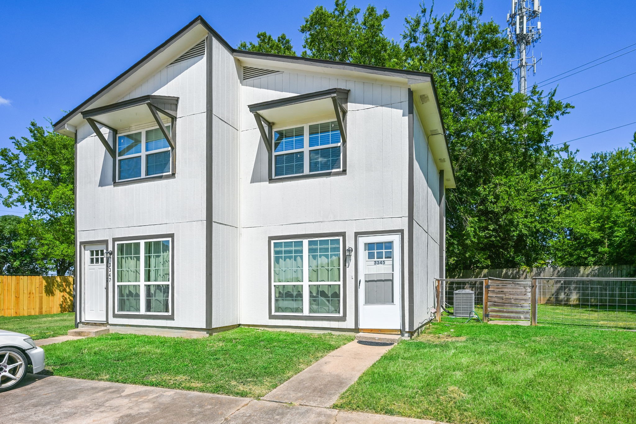 3345 Lodgepole Circle Property Photo 2