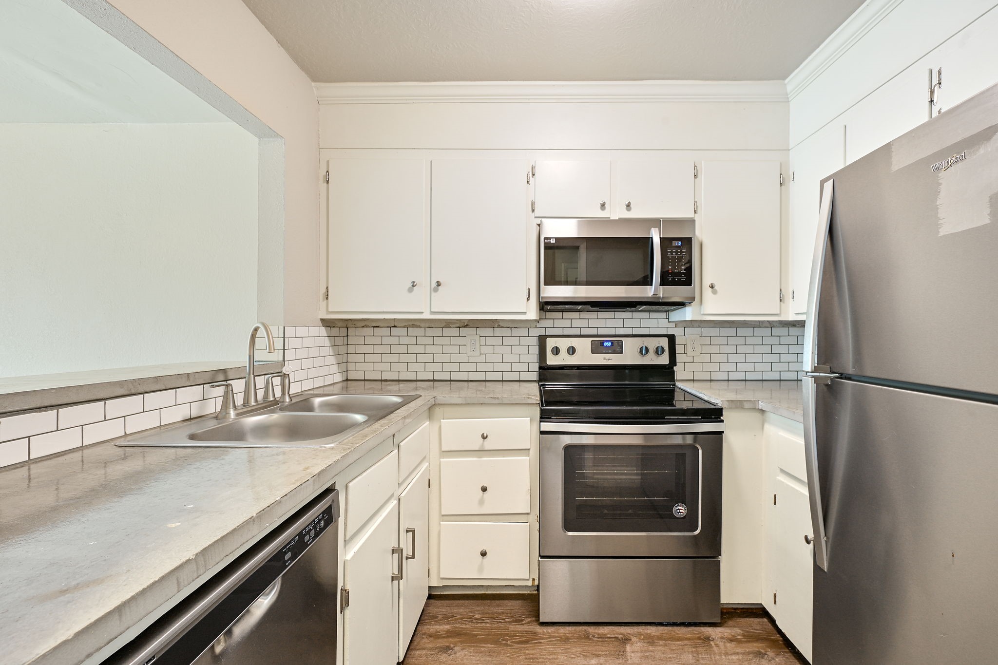 3345 Lodgepole Circle Property Photo 4