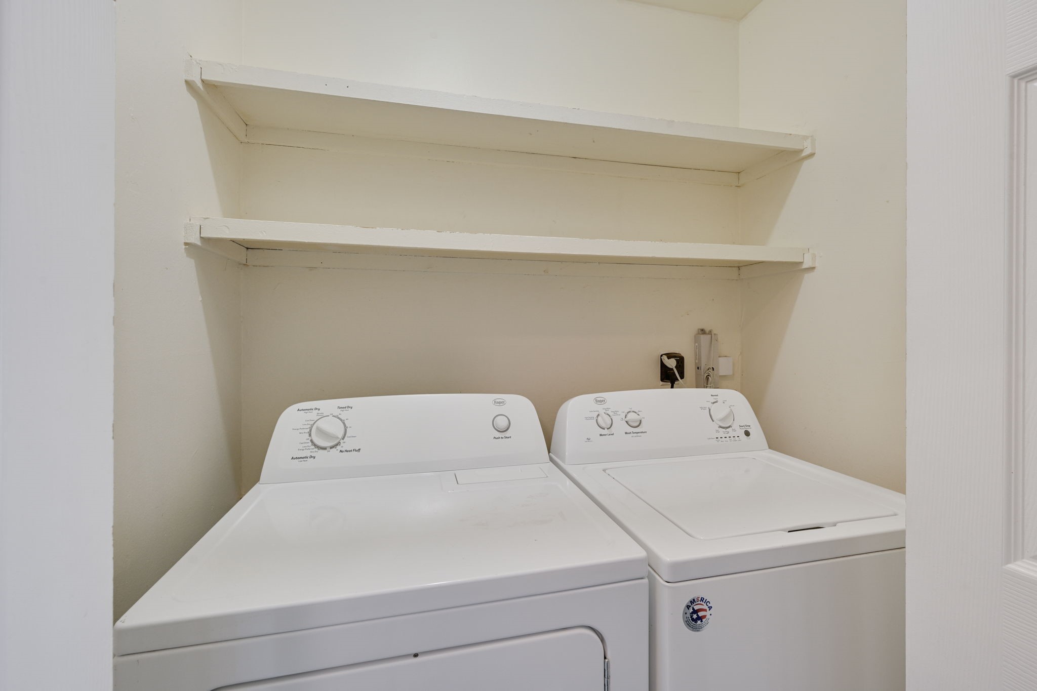 3345 Lodgepole Circle Property Photo 8