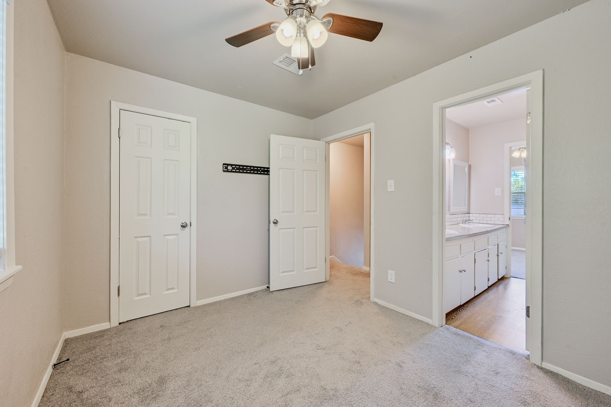 3345 Lodgepole Circle Property Photo 9
