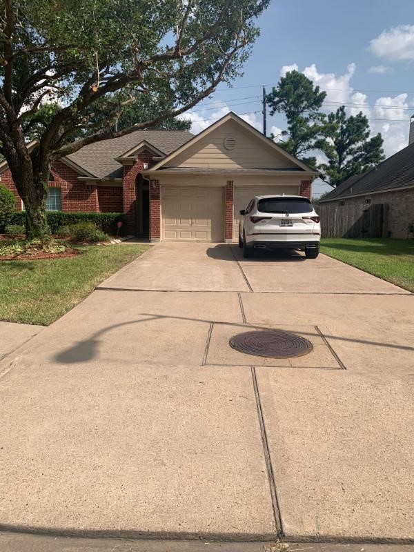 16607 Gentle Stone Drive Property Photo 1
