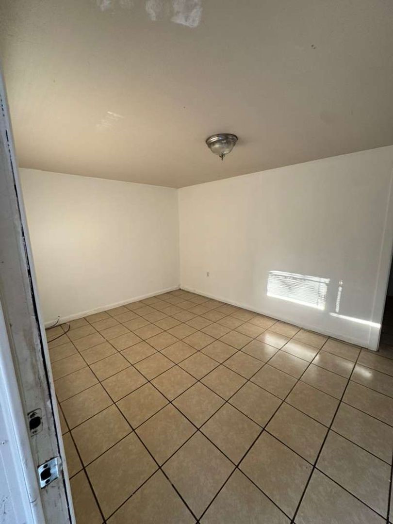 116 6th Avenue Property Photo 4