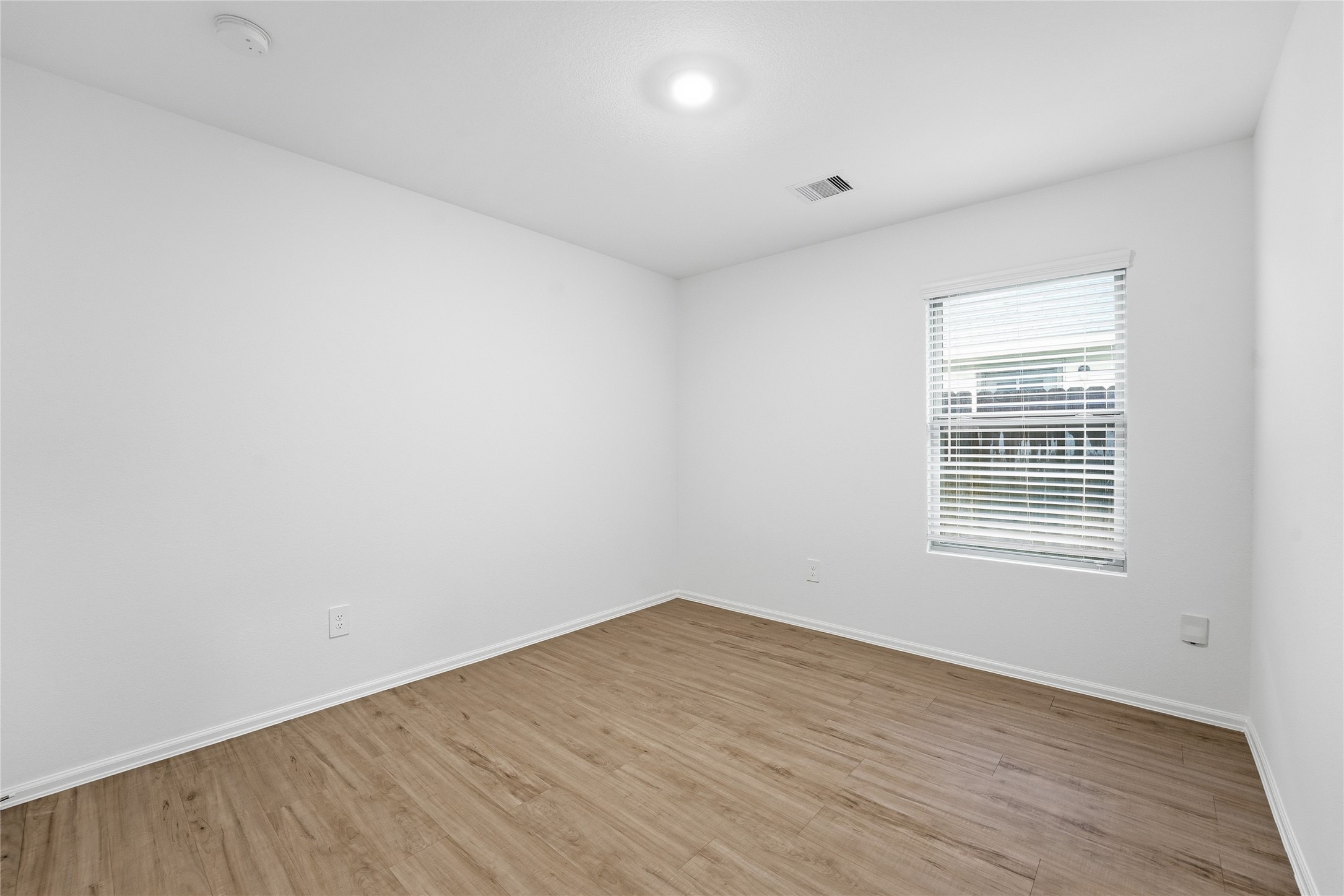 213 Rustic Ridge Circle Property Photo 15