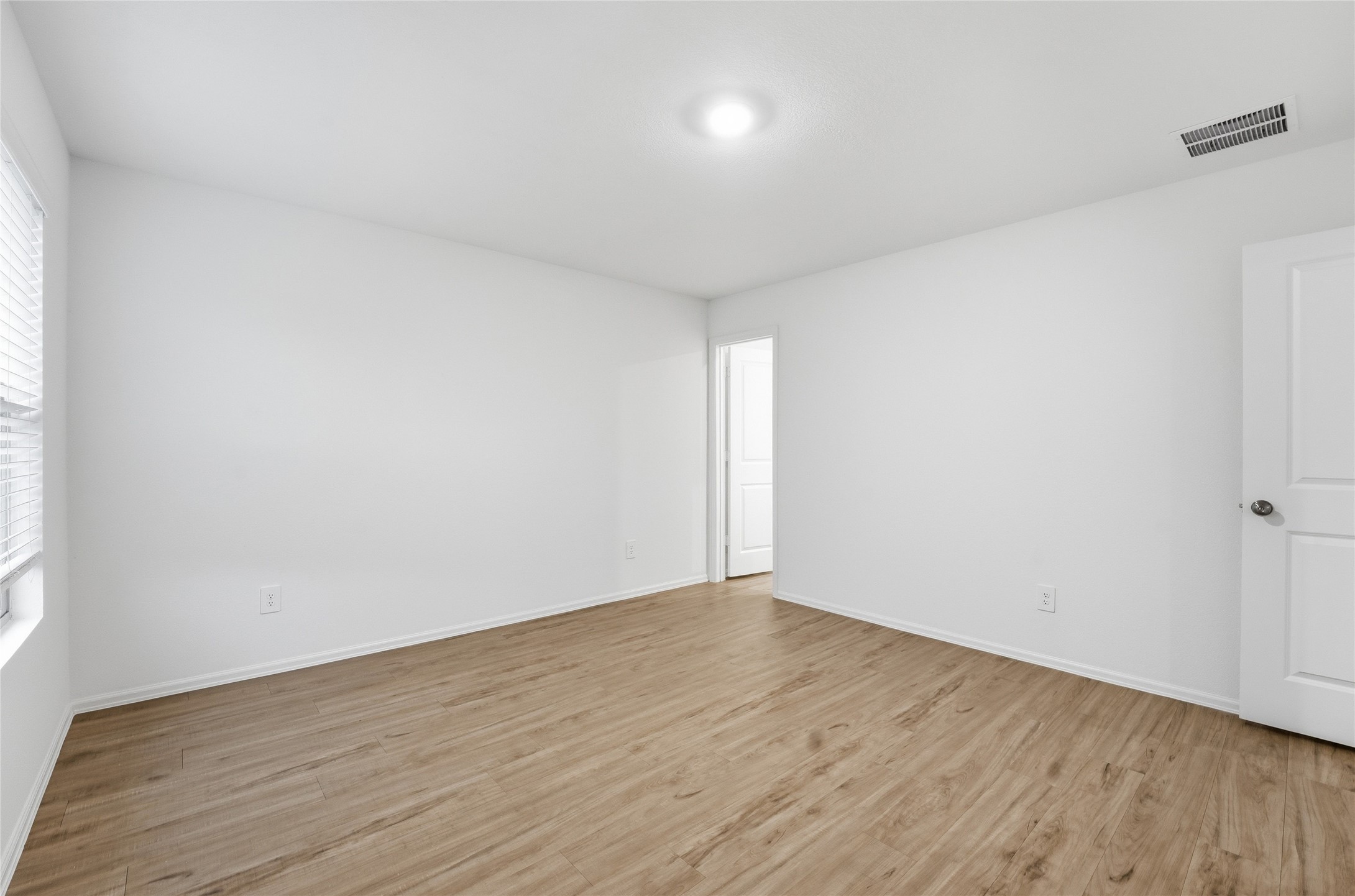 213 Rustic Ridge Circle Property Photo 18