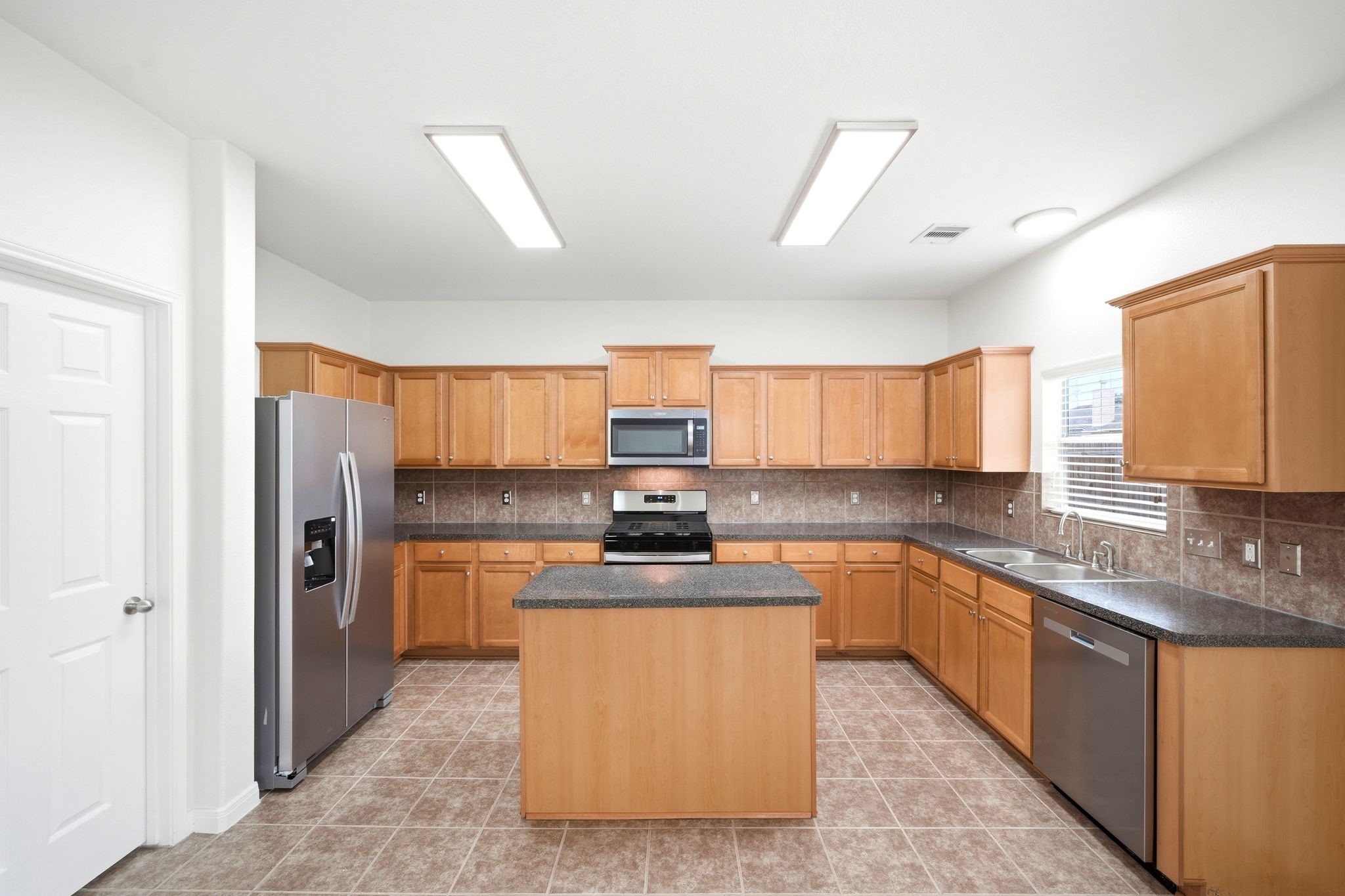 8306 Littlehip Hawthorn Drive Property Photo 14
