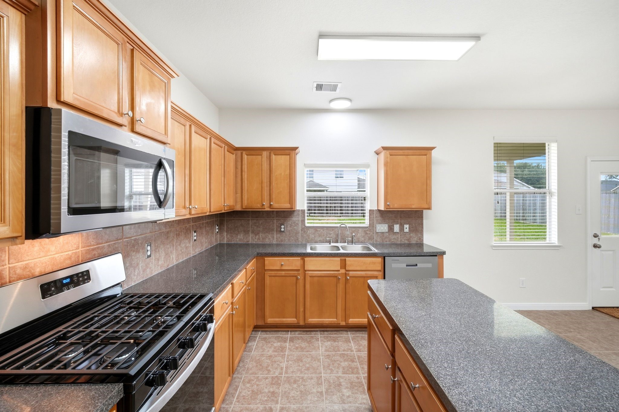 8306 Littlehip Hawthorn Drive Property Photo 16