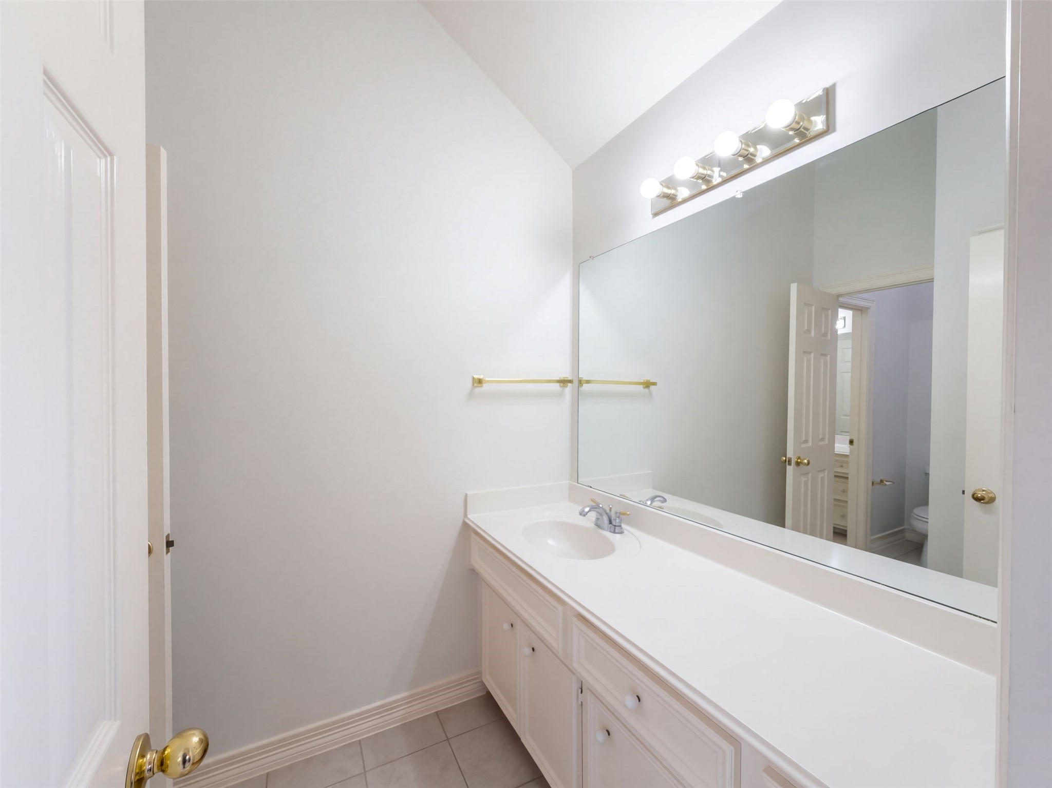 4203 Waterside Court Property Photo 23